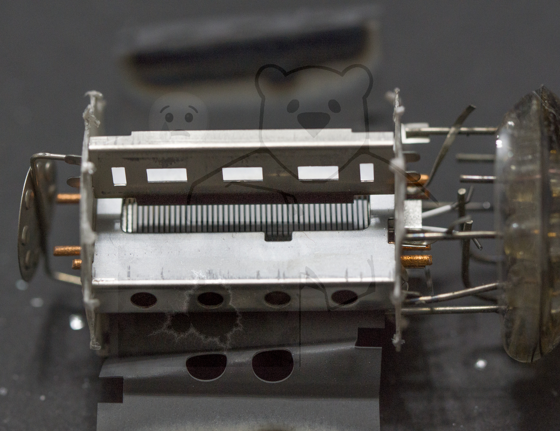 Makroaufnahme PL504 Kathode und Bündelelektrode