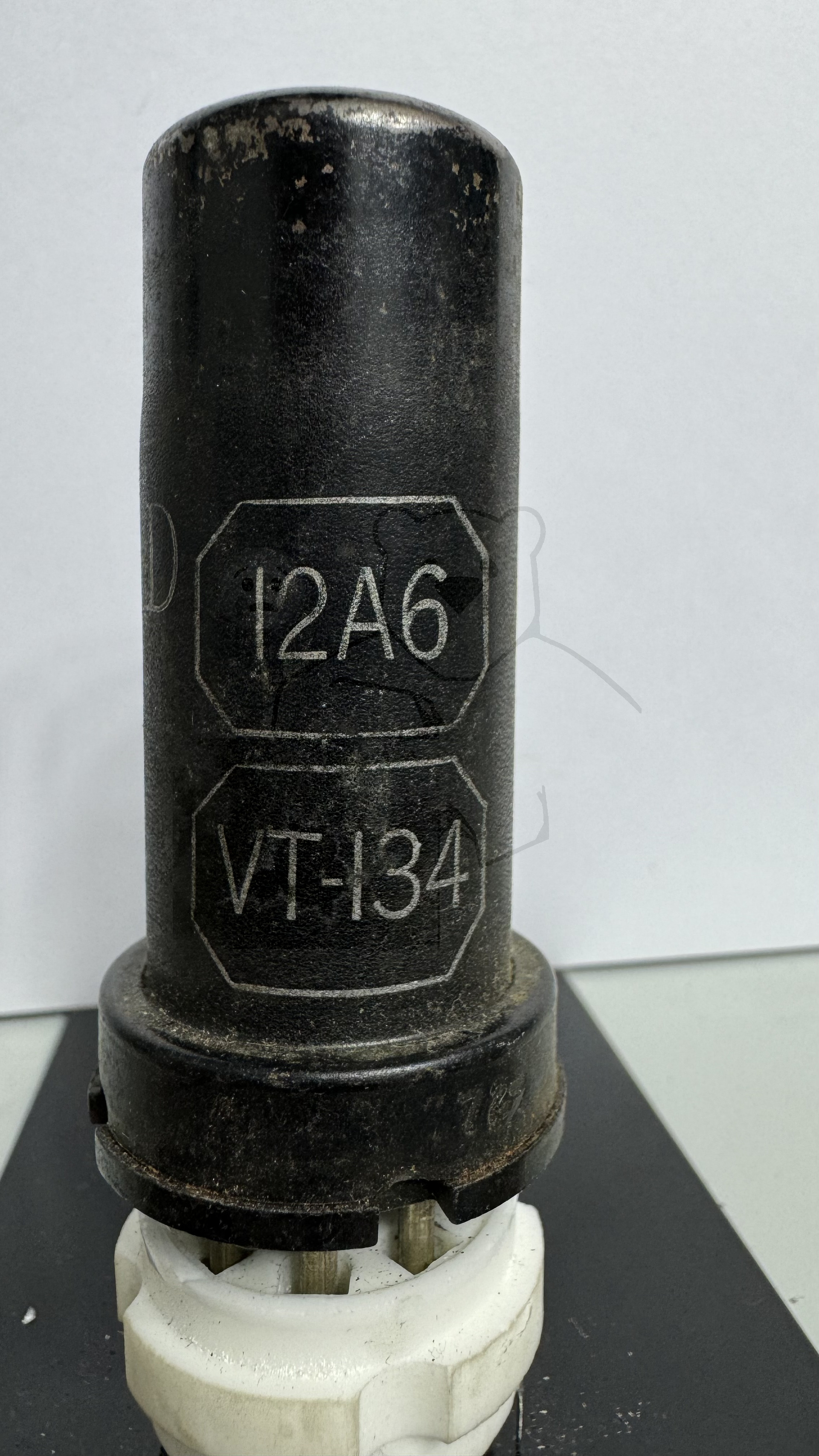 Röhre 12A6 #6099 Bild 1