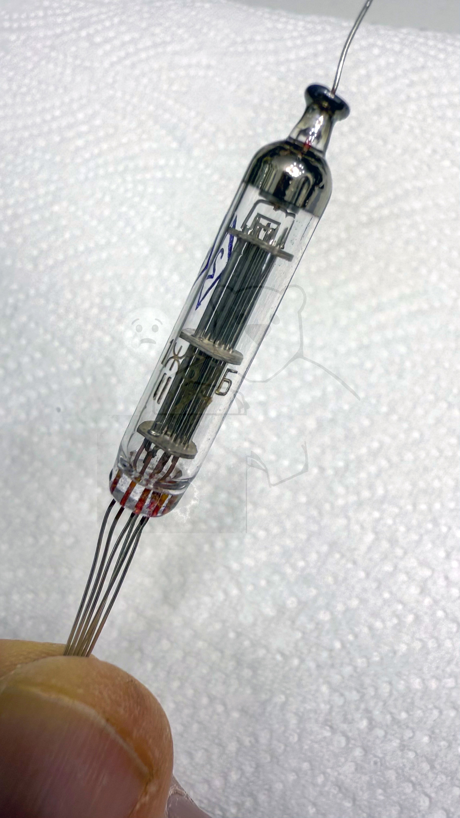 Röhre 1Ж37Б #6140 Bild 1