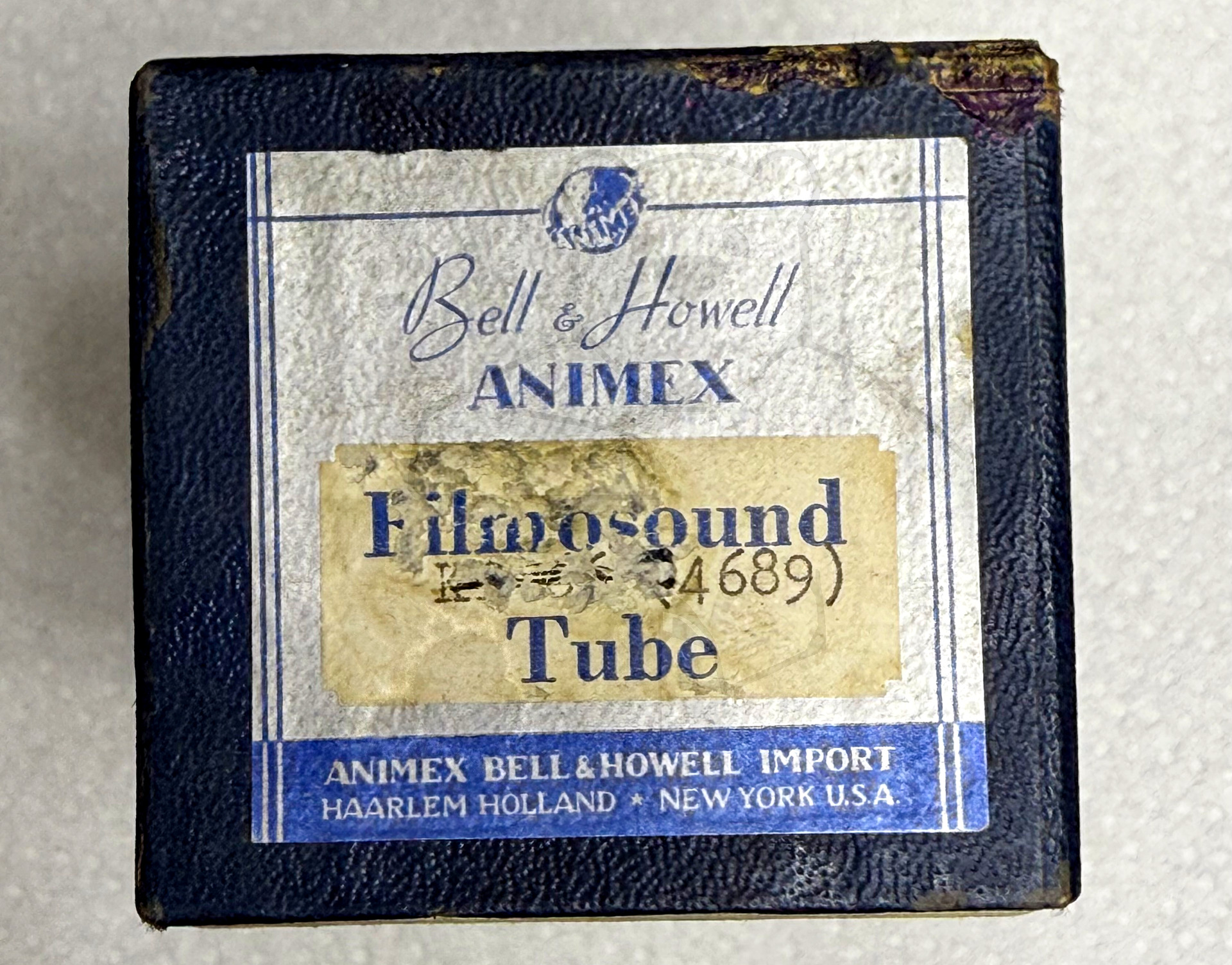 Röhre 4689K Verpackung Bild 3