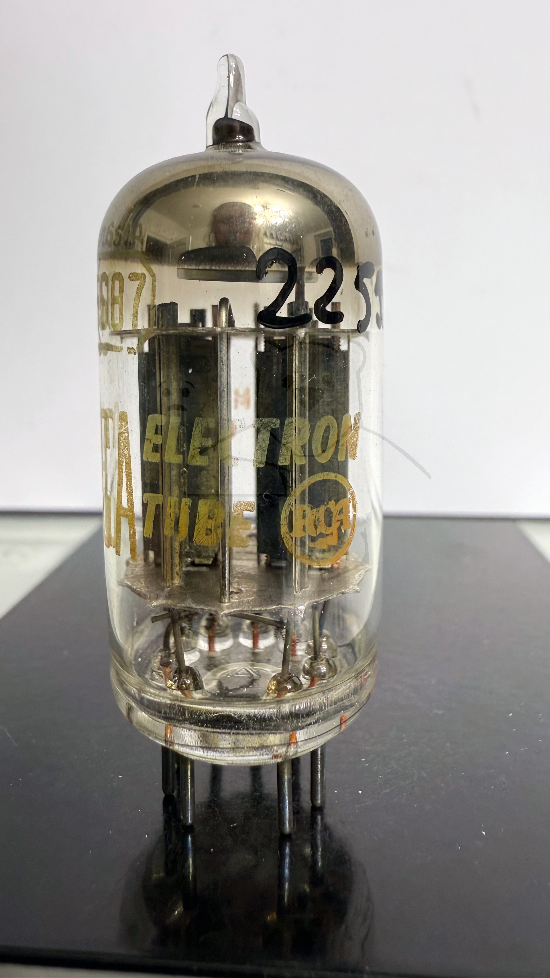 Röhre 5687 #2255 Bild 1