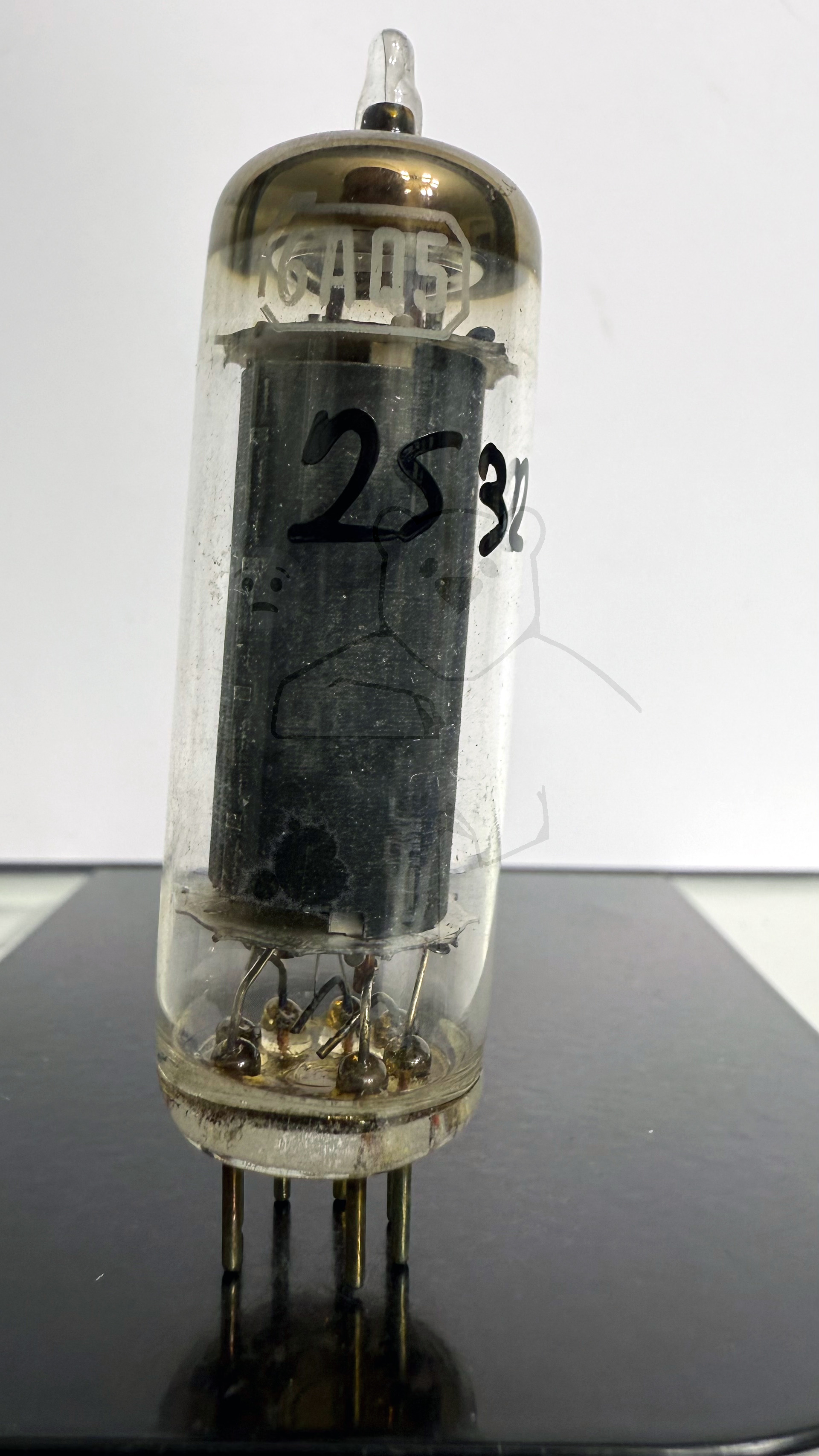 Röhre 6AQ5 #2532 Bild 1