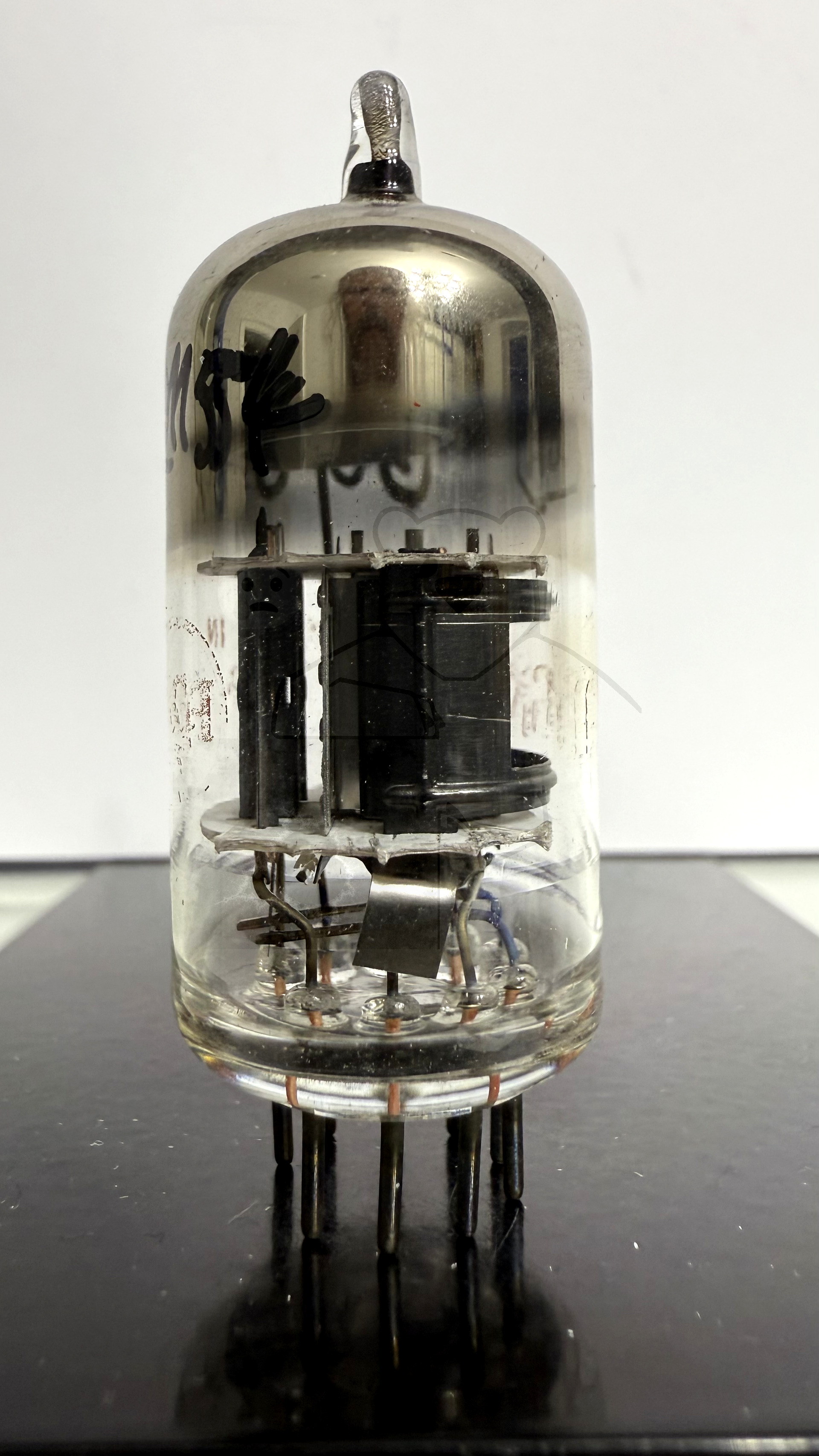 Röhre 6U8A #2154 Bild 1