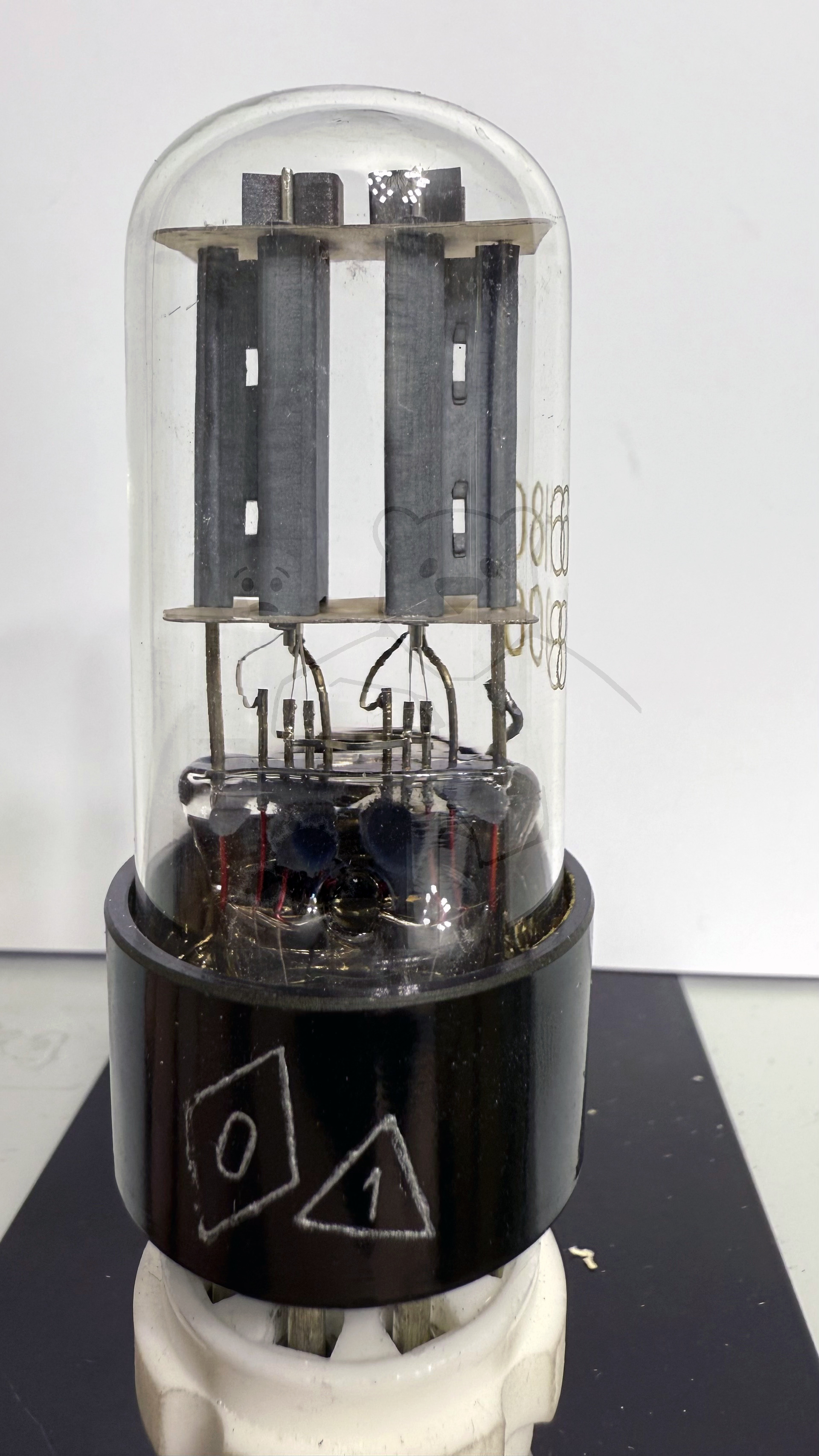 Röhre 6Н8С #7462 80'er Jahre Bild 1