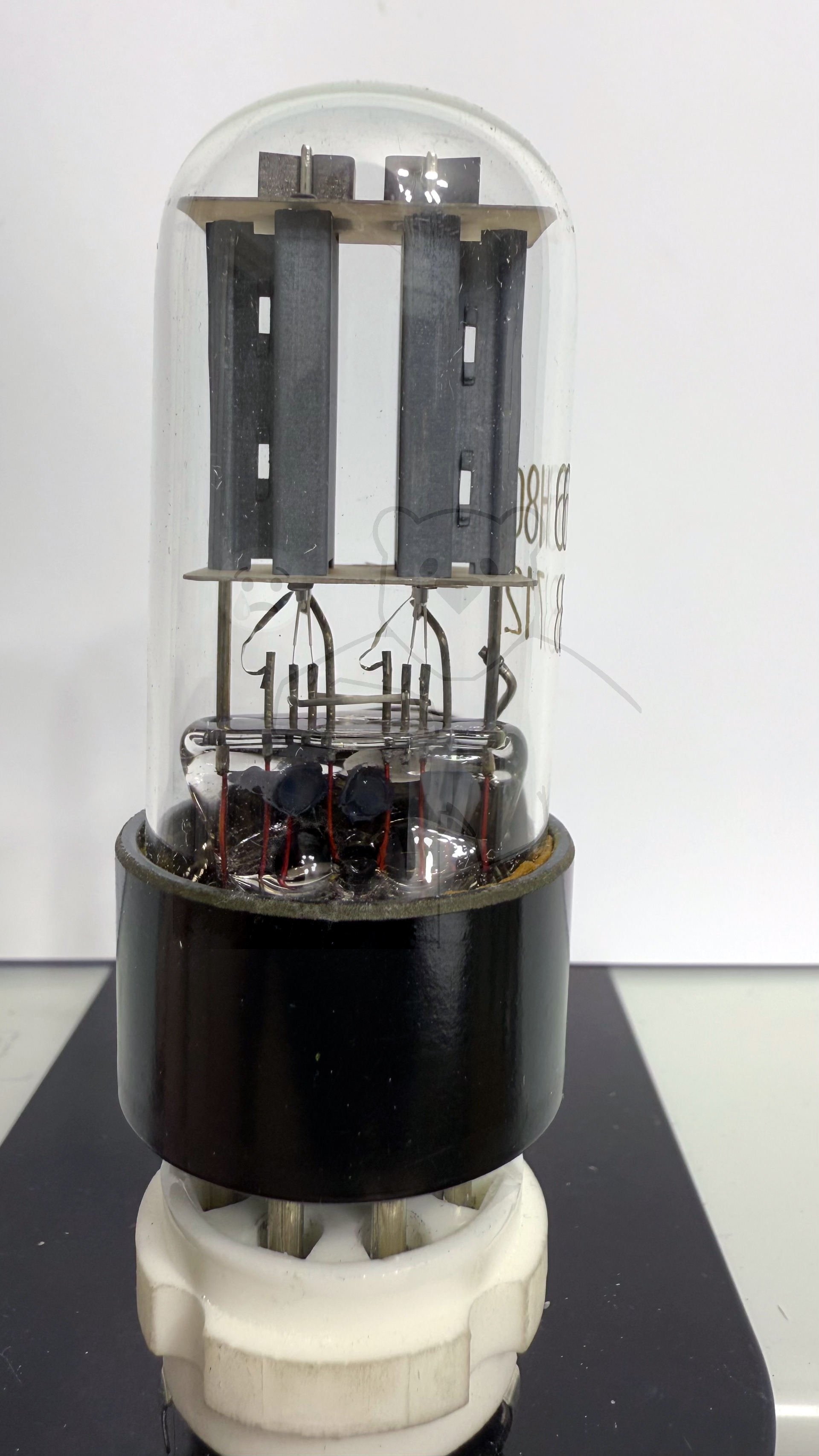 Röhre 6Н8С #8036 Bild 1