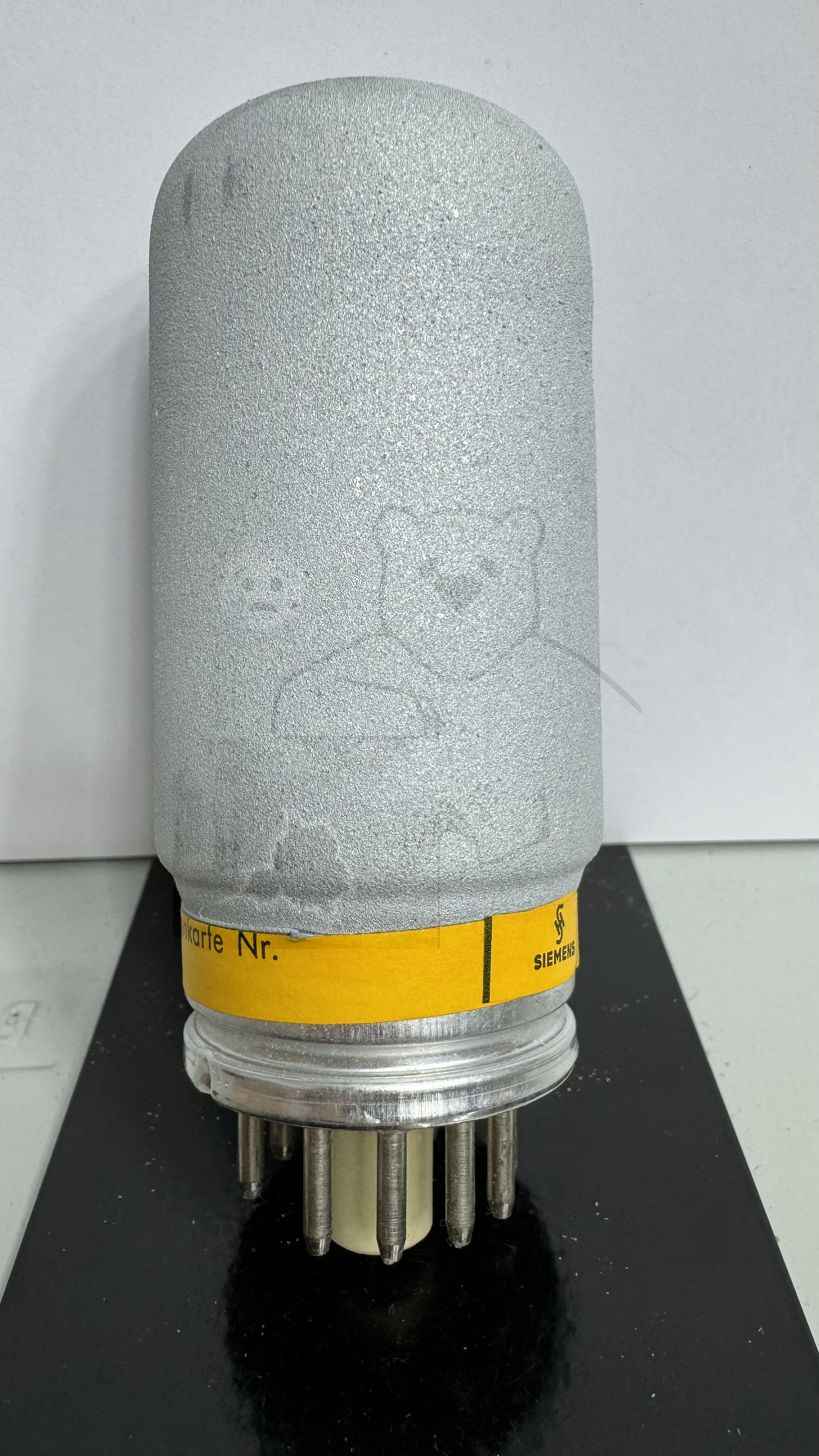 Röhre C3e #4402 Bild 2