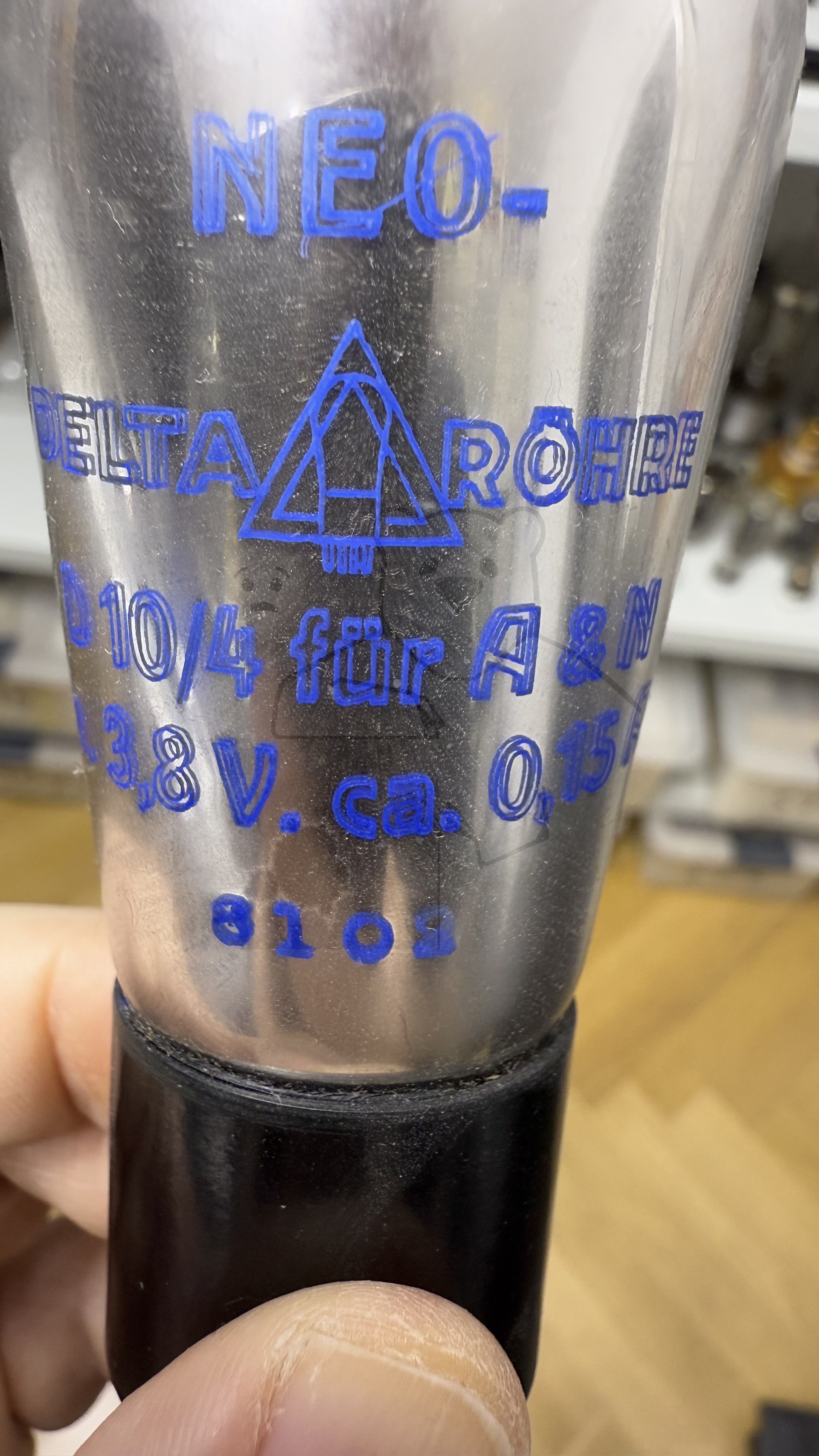 Röhre D10-4 #6425 Bild 4