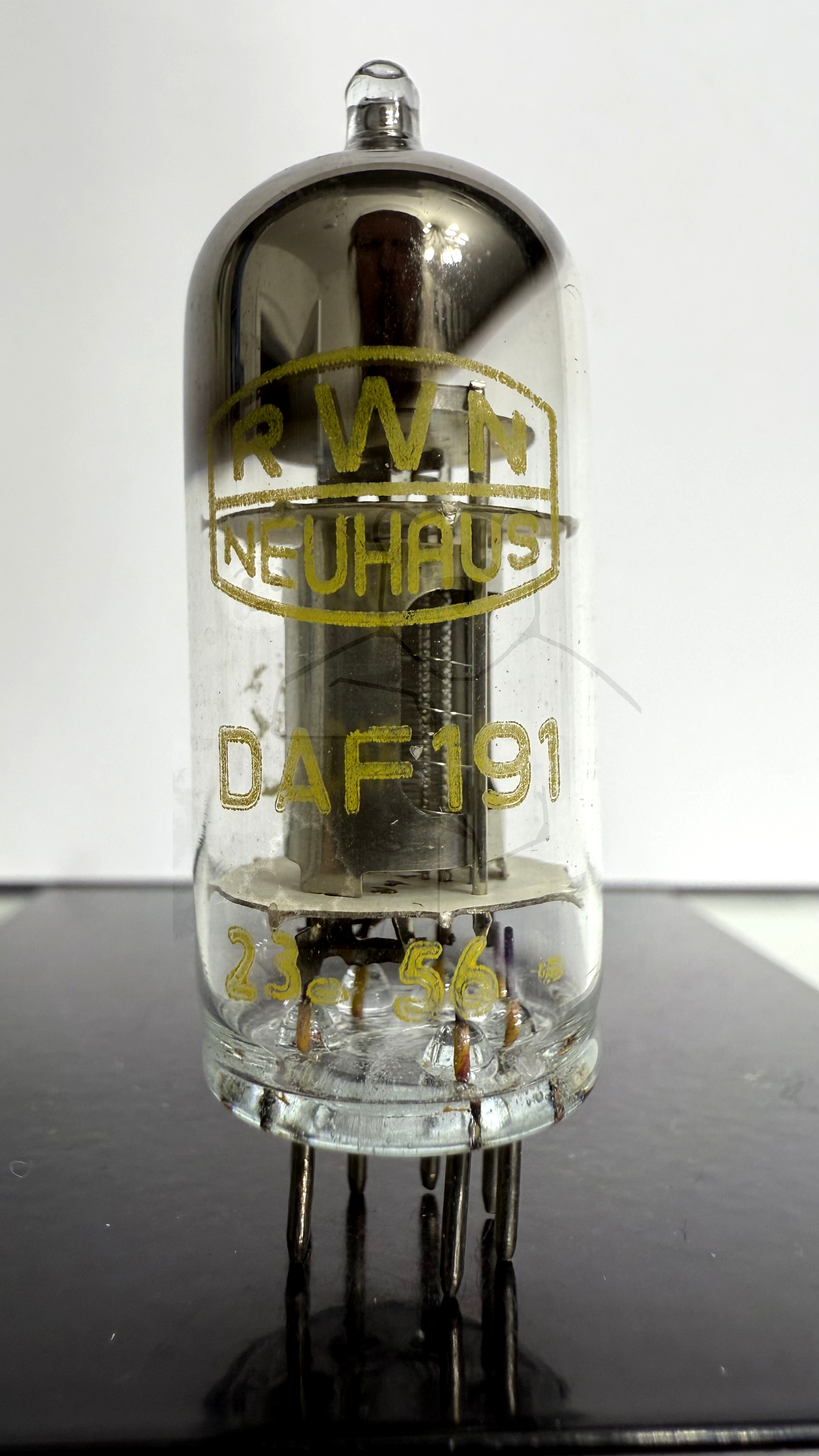 Röhre DAF191 #5606 Bild 1