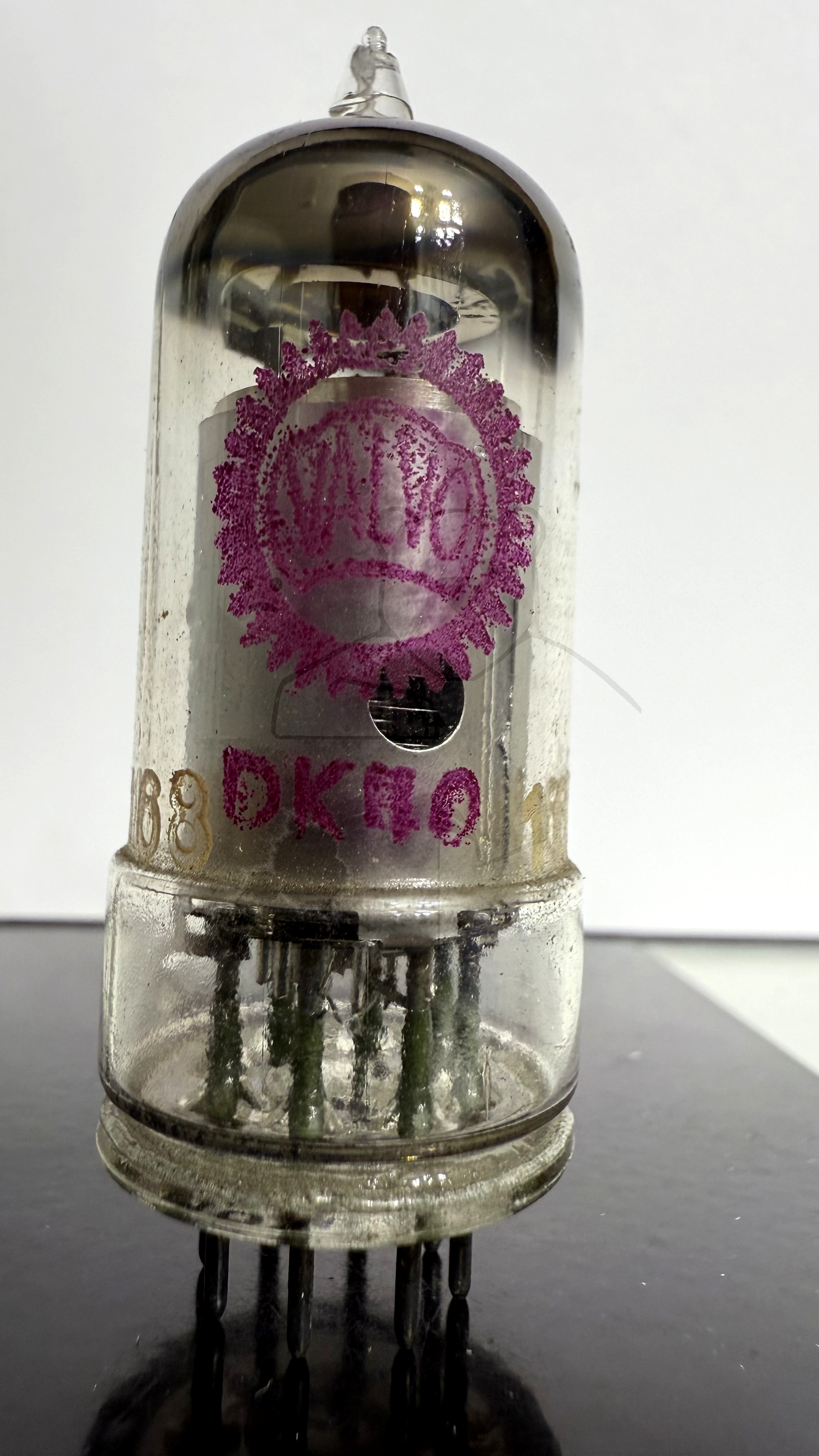 Röhre DK40 #5389 Bild 1