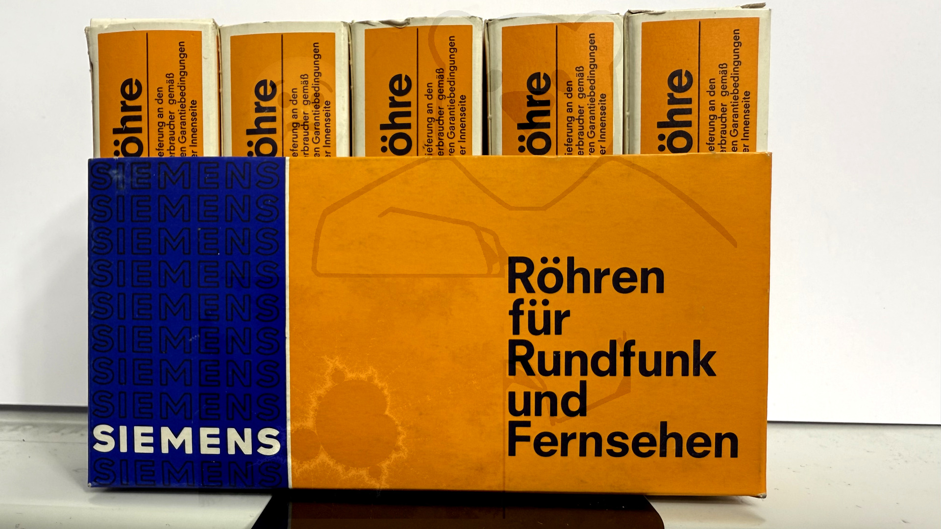 Röhre DY87 Verpackung Riegel Bild 1