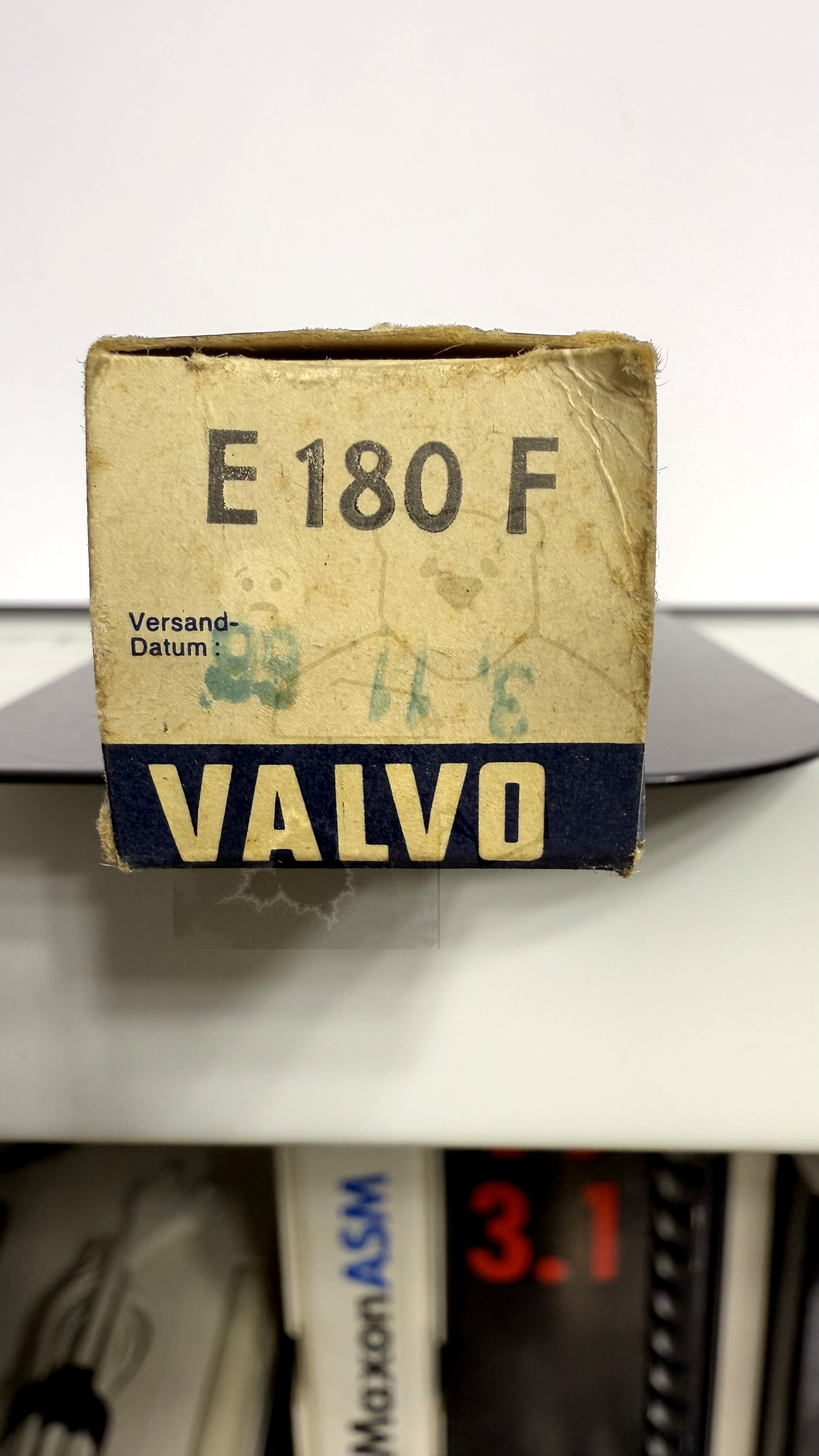 Röhre E180F #5915 Verpackung Bild 5