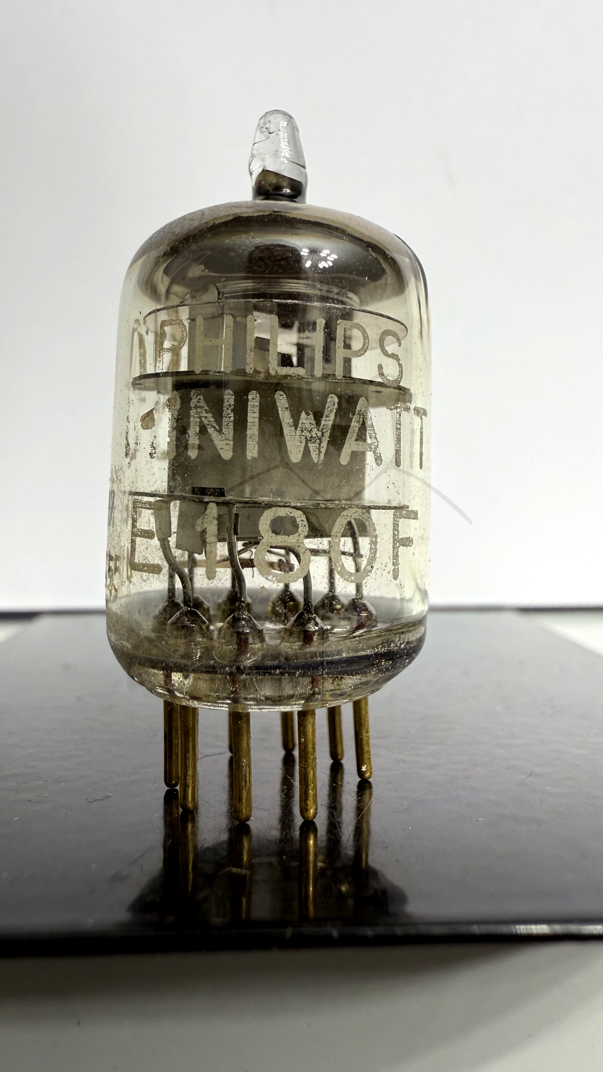 Röhre E180F #7334 Bild 1