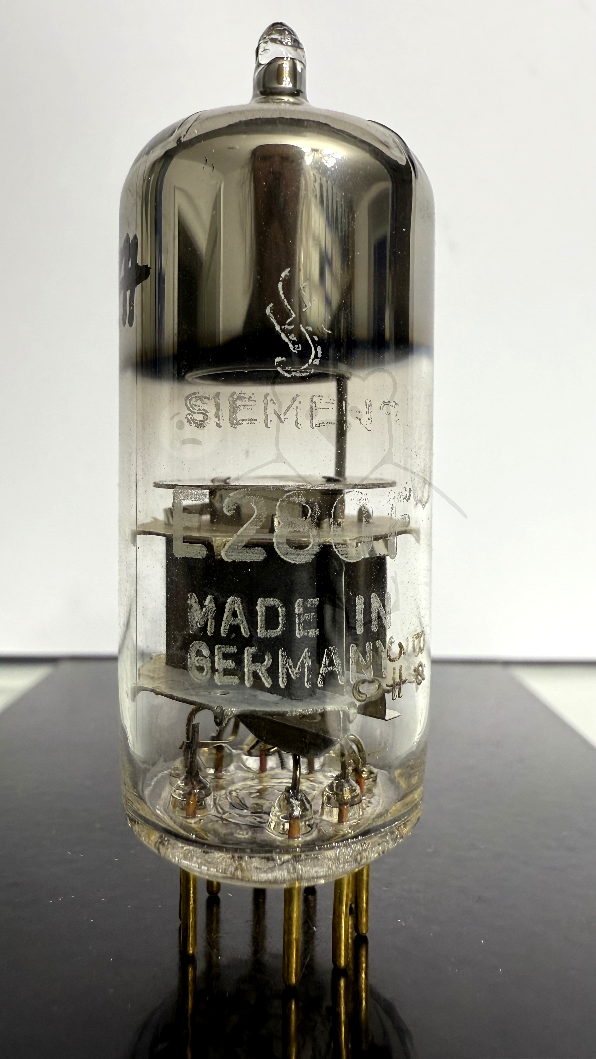 Röhre E280F #1317 Bild 1