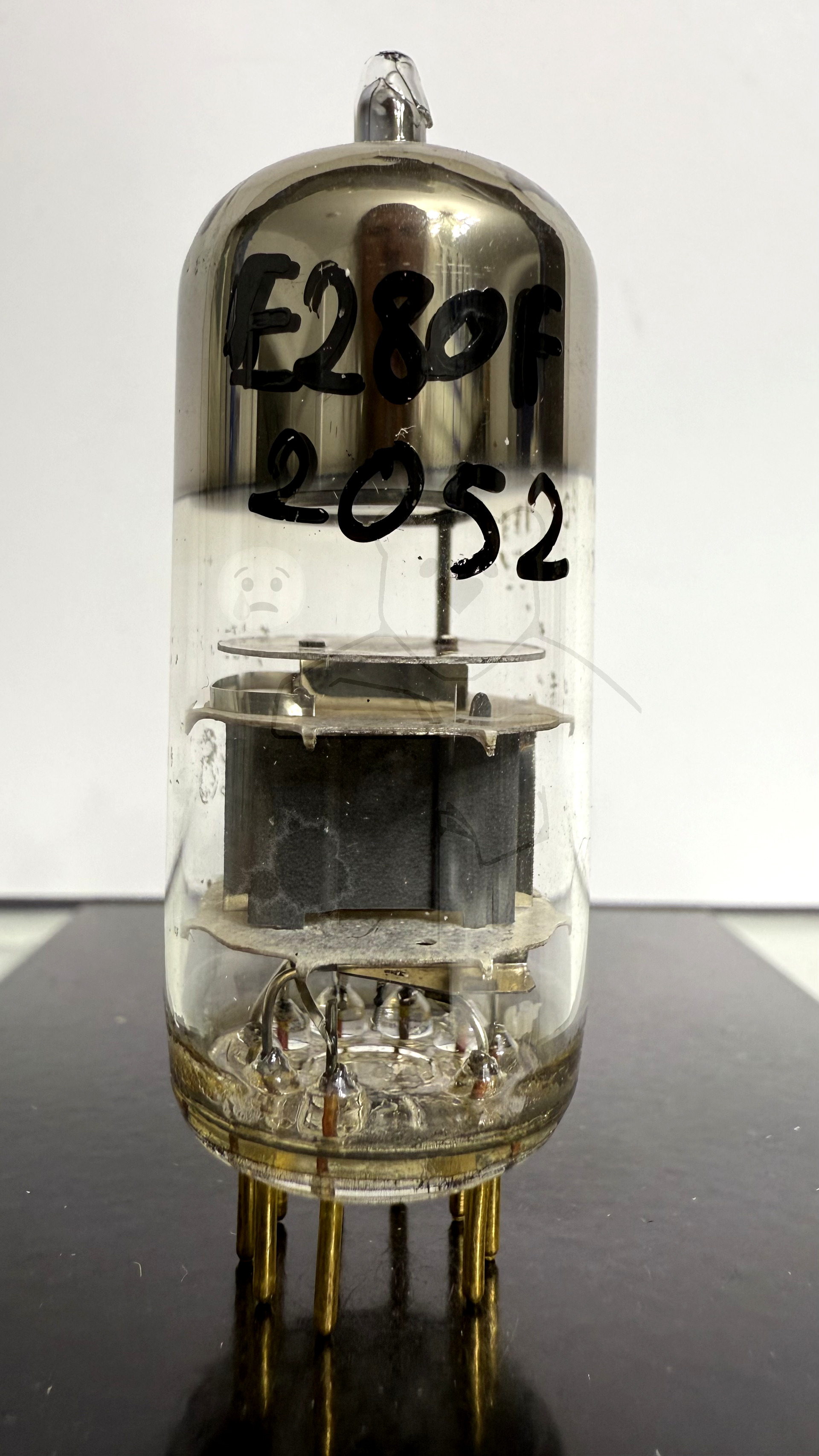 Röhre E280F #2052 Bild 1