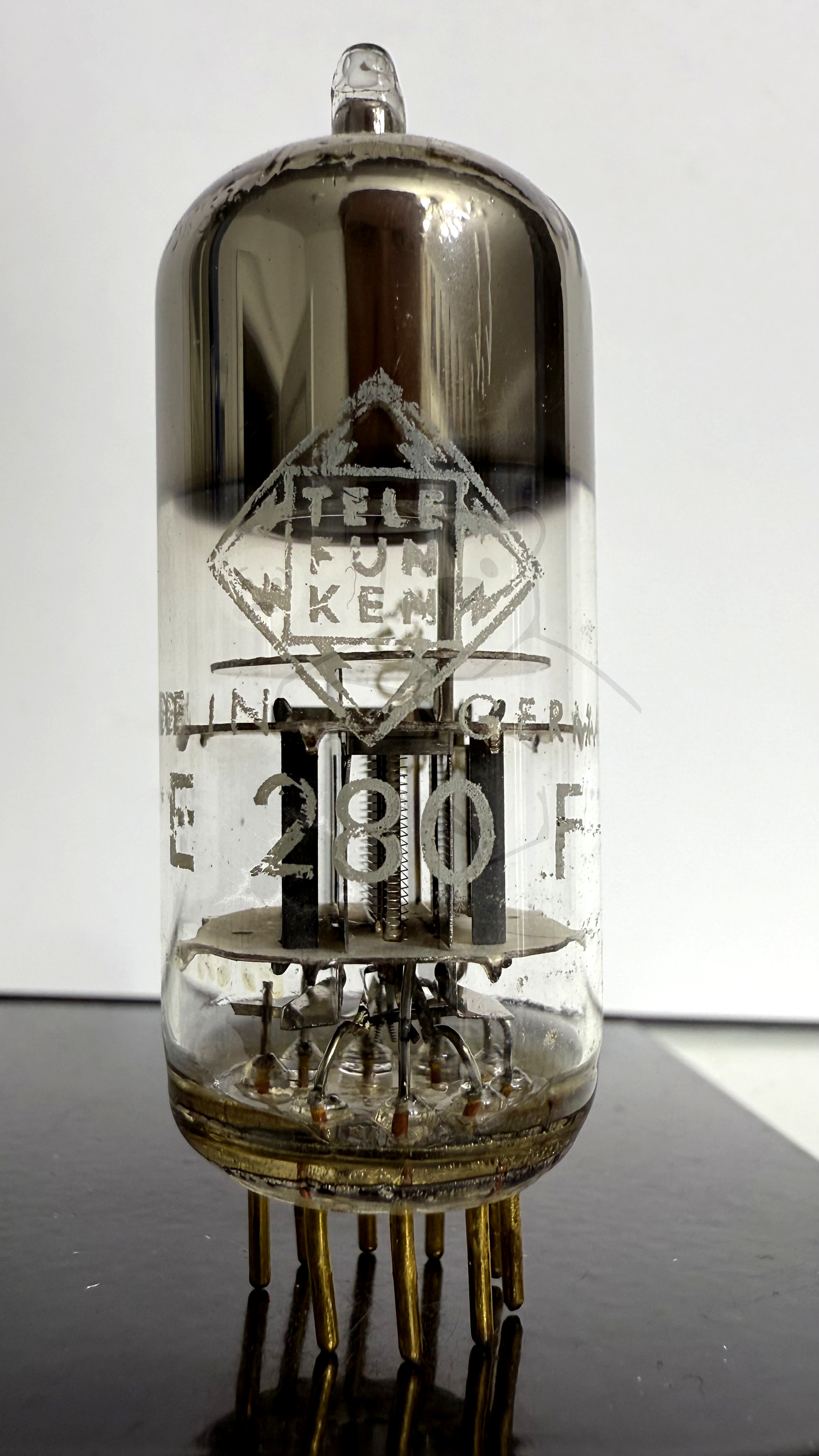 Röhre E280F #5037 Bild 1