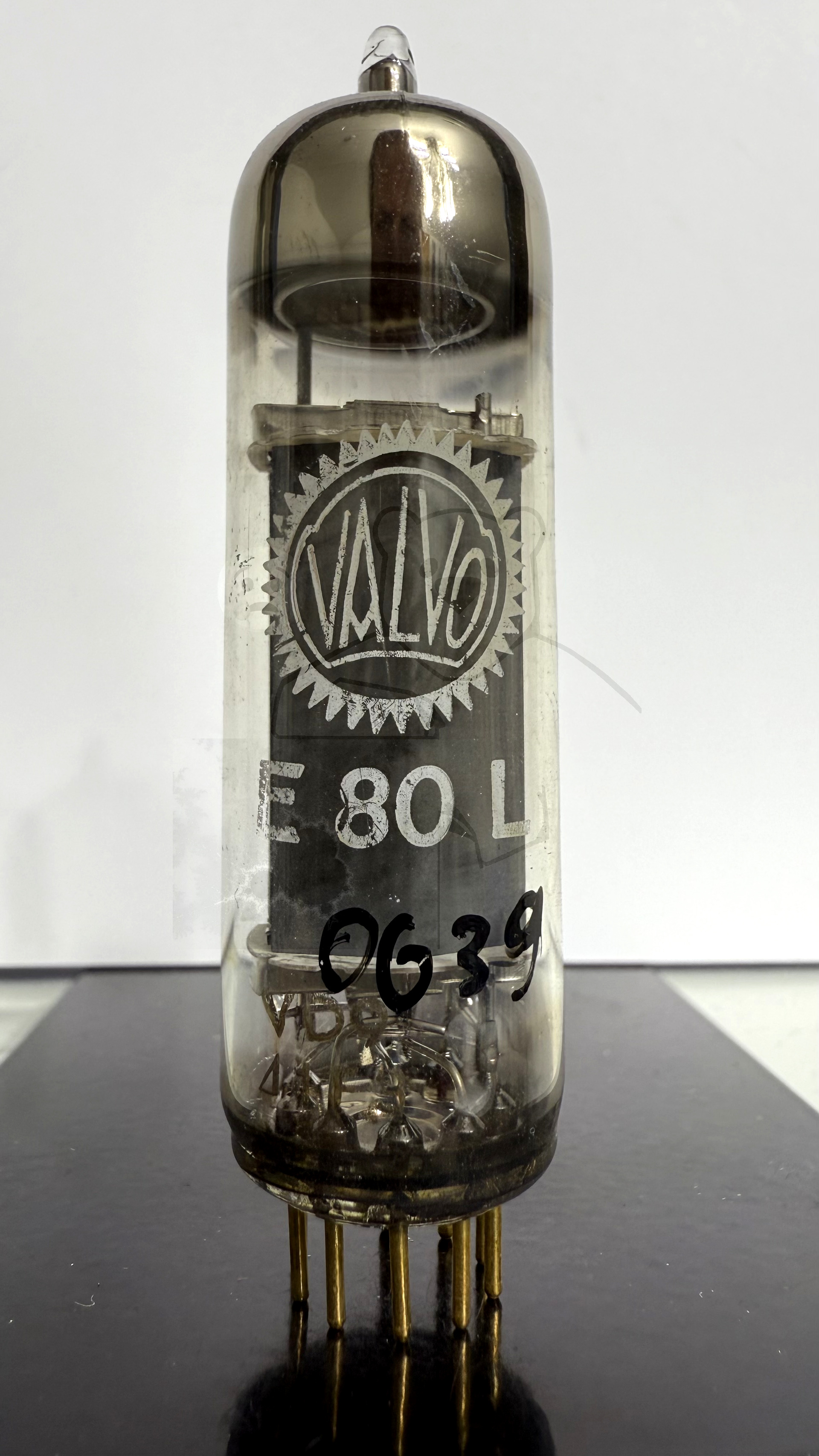 Röhre E80L #0639 Bild 1
