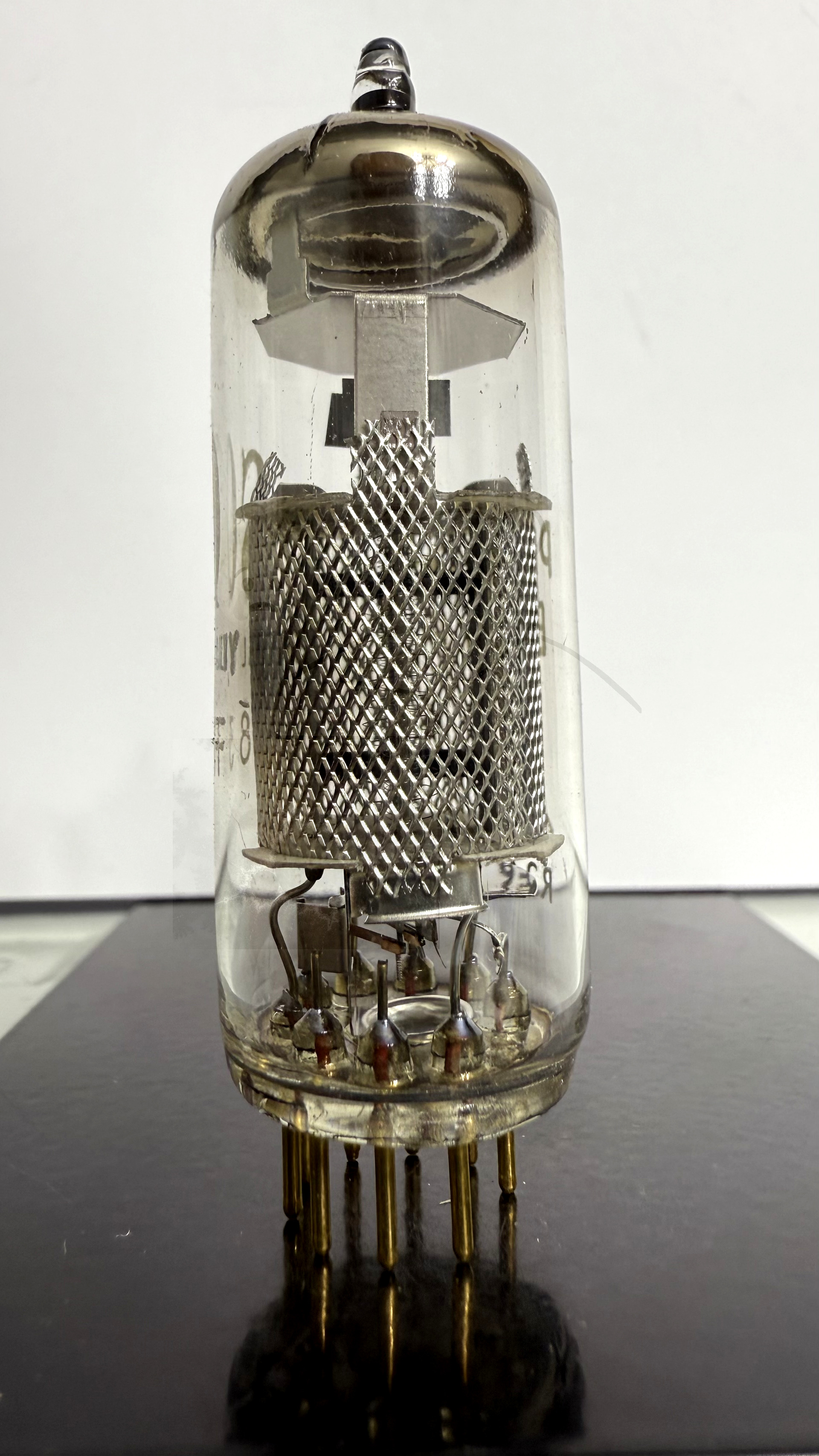 Röhre E83F #3837 Bild 2