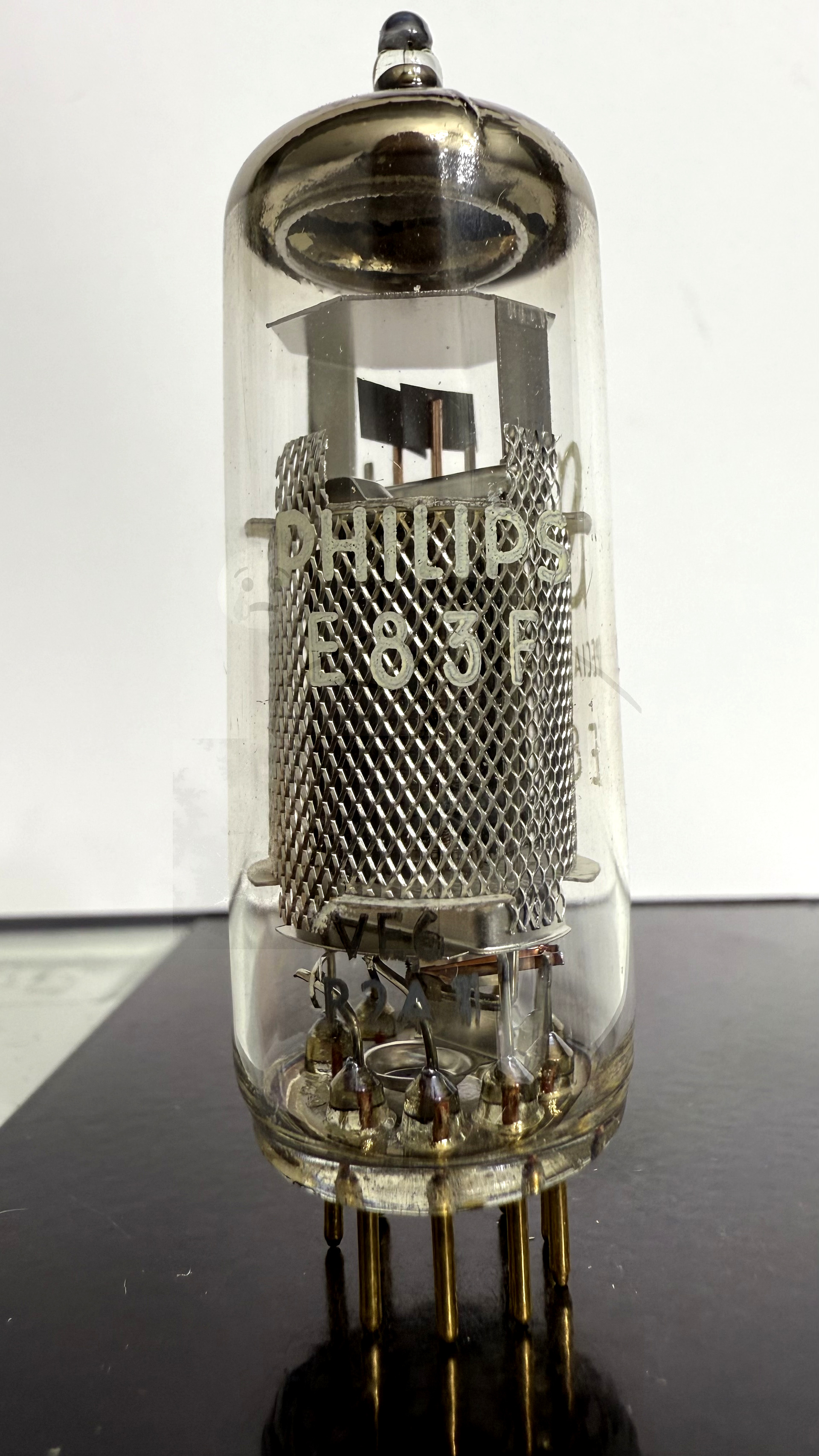 Röhre E83F #3837 Bild 4