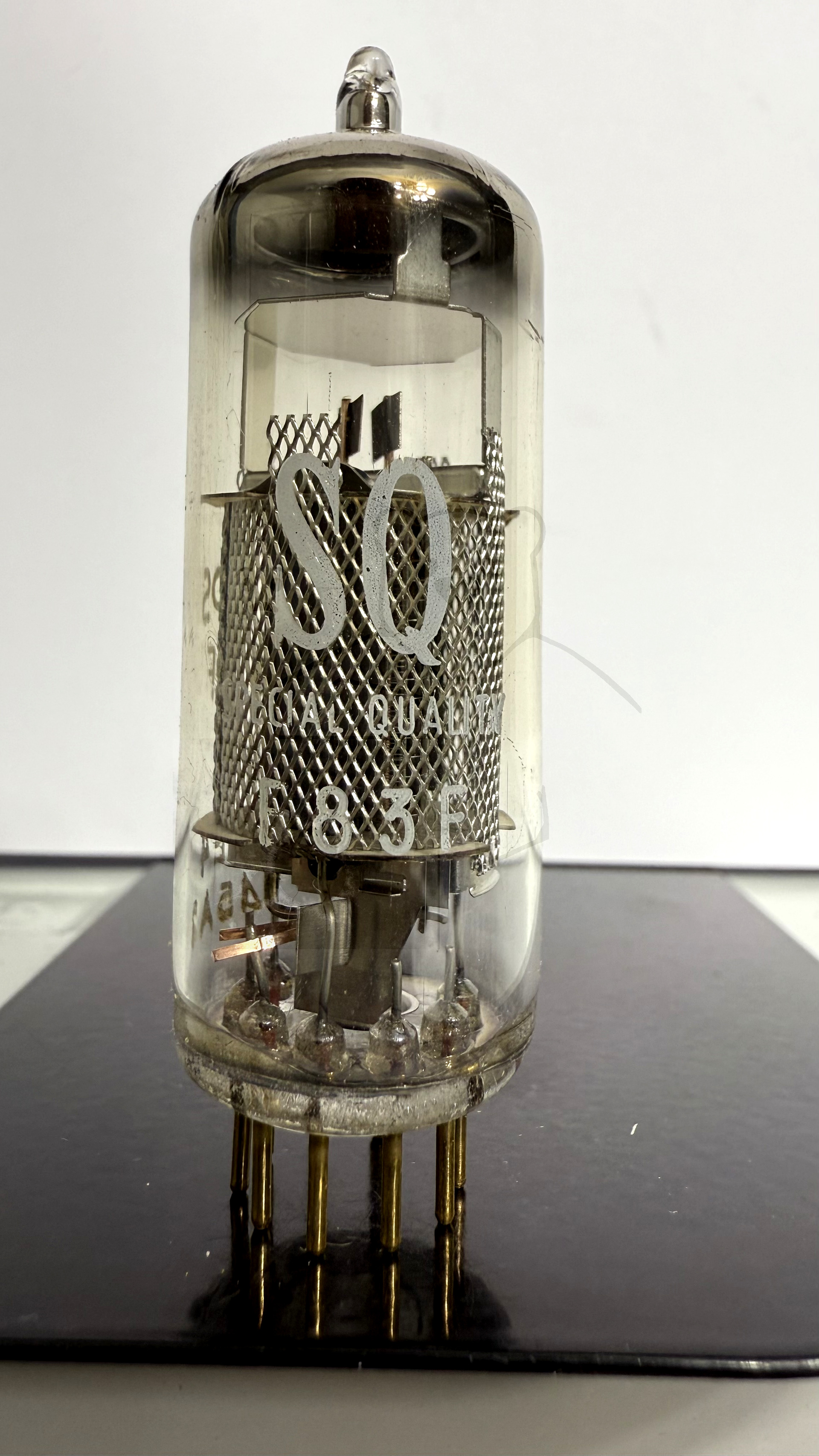 Röhre E83F #3839 Bild 1