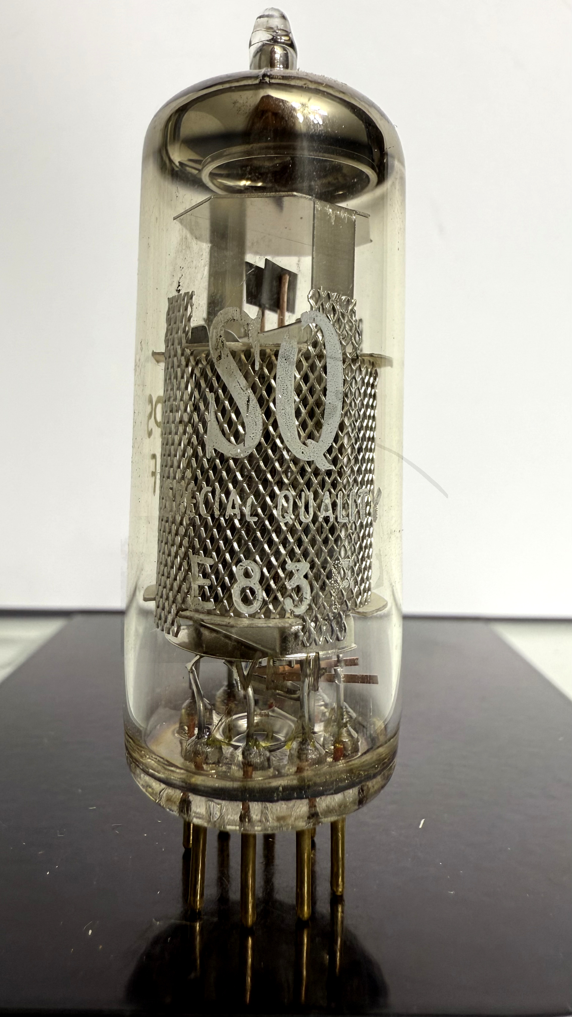 Röhre E83F #3842 Bild 1