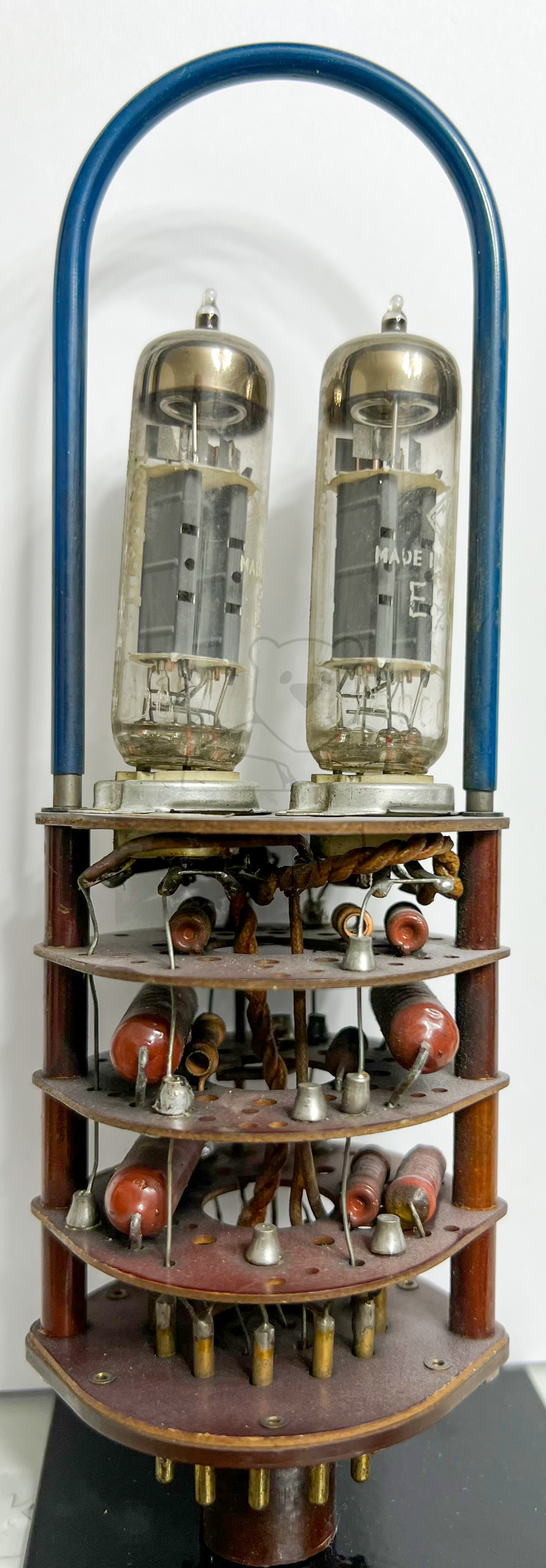 Röhre E90CC #4563 im Speichermodul einer ZUSE Z22 Bild 3