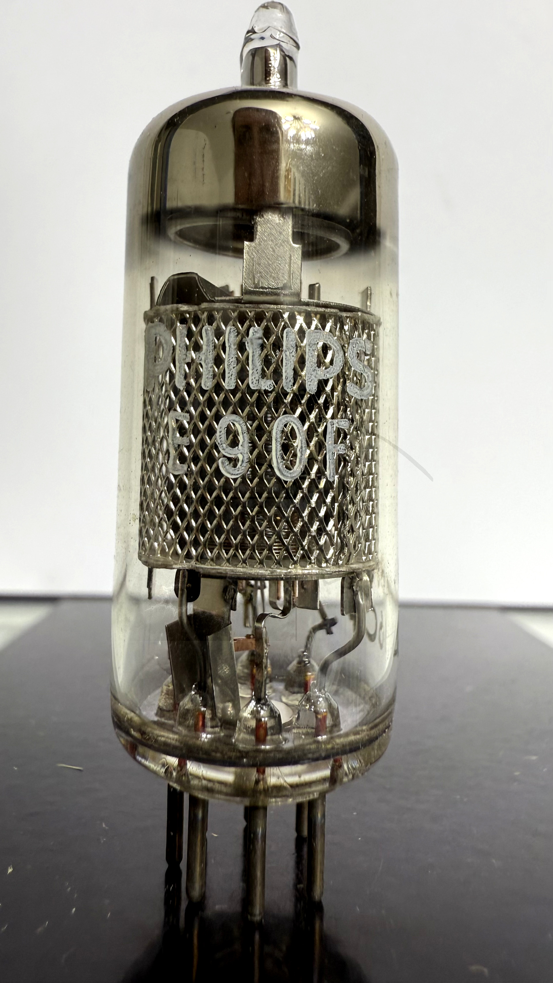 Röhre E90F #7210 Bild 1