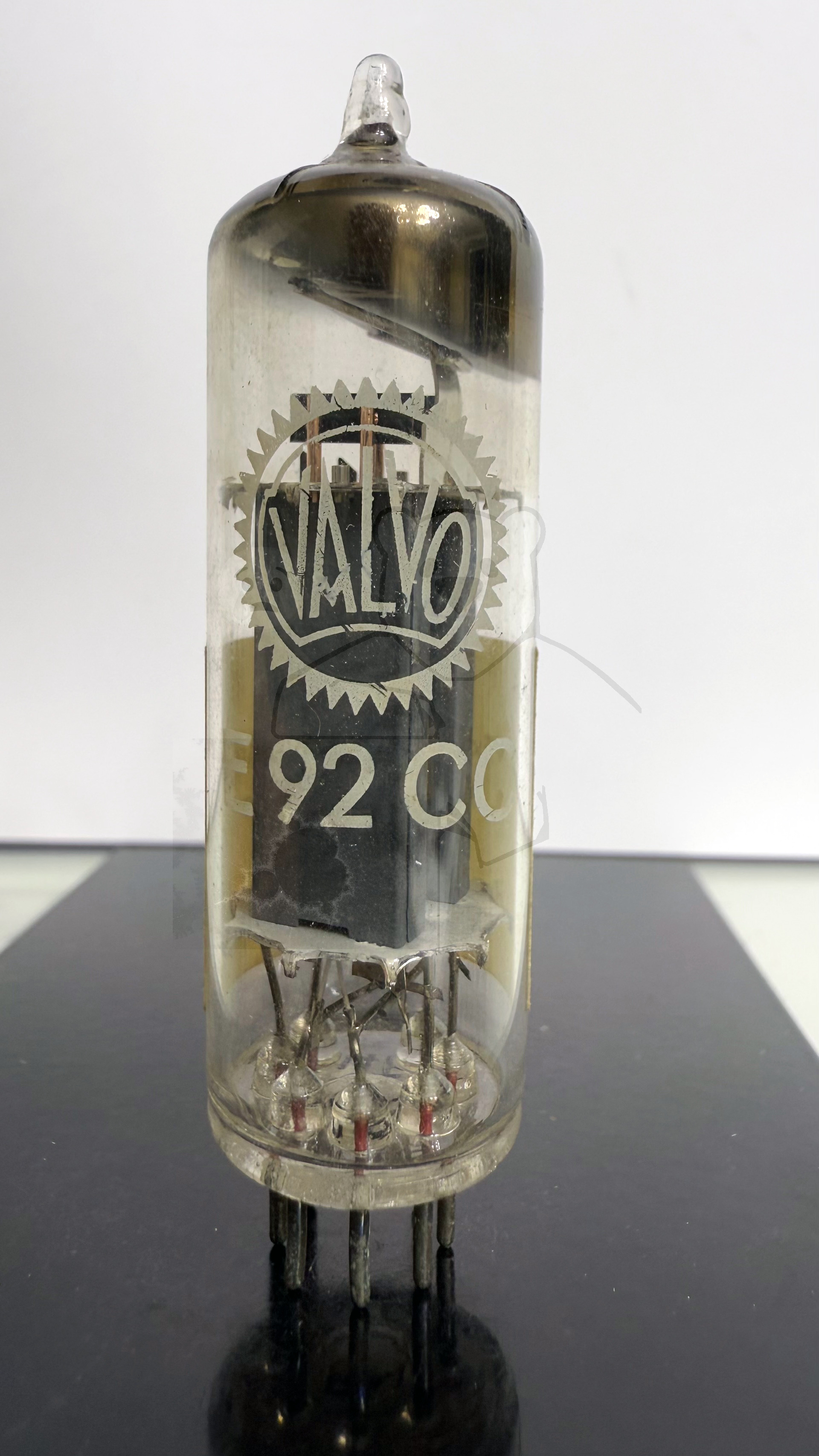 Röhre E92CC #7861 Bild 1 - Unverkäuflich - Experimentierröhre - Keine Garantie für Einhaltung der Propagandawerte