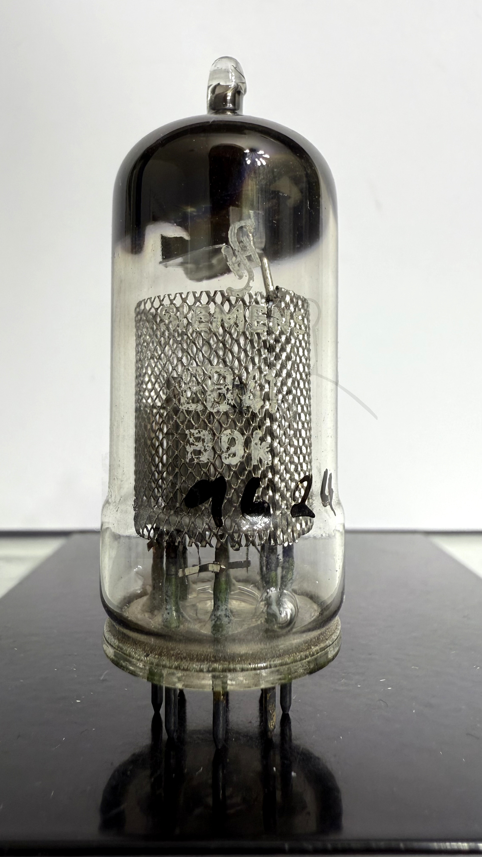 Röhre EB41 #1624 Bild 1