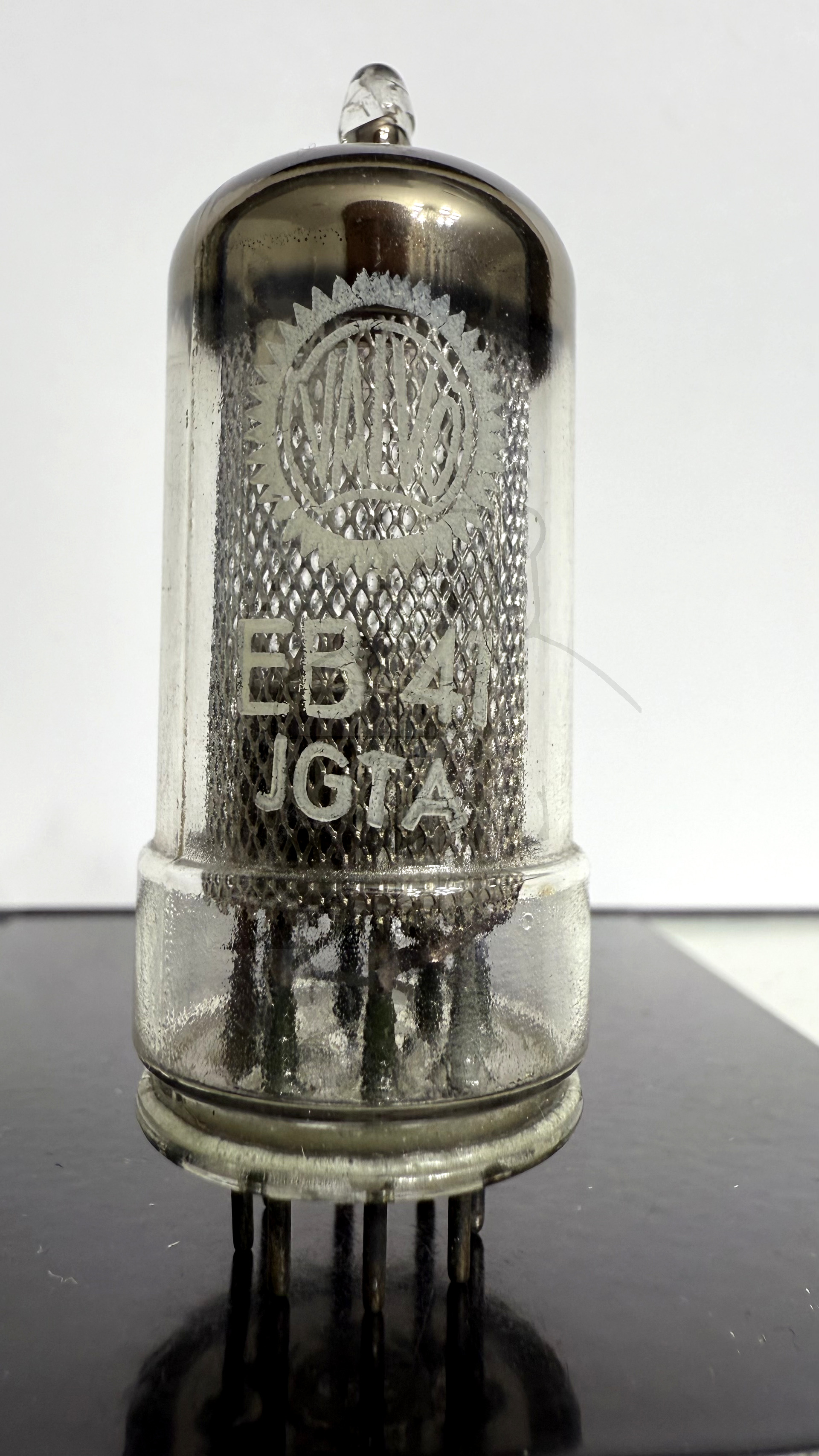 Röhre EB41 #5036 Bild 1