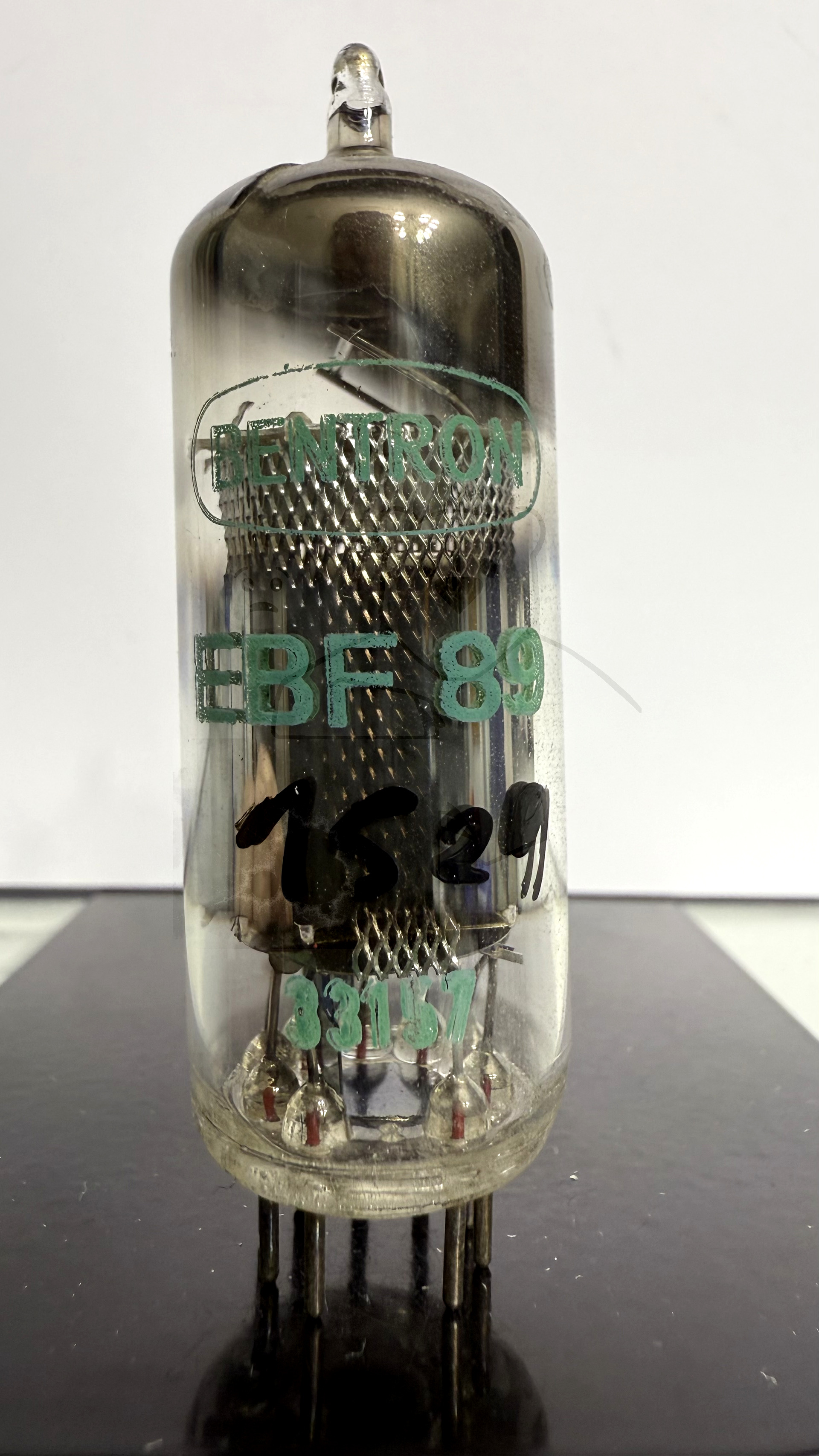 Röhre EBF89 #1529 Bild 1