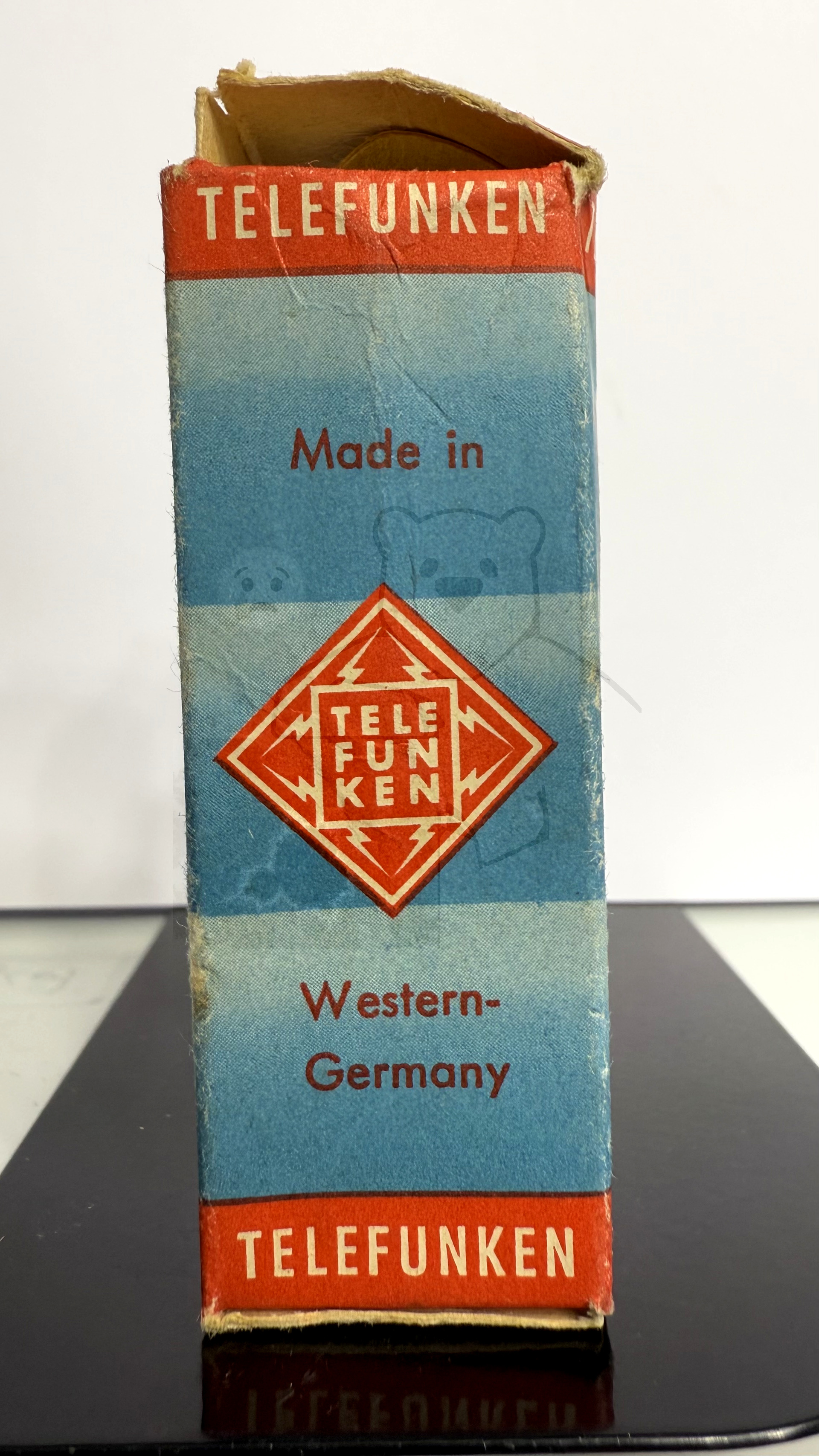 Röhre ECC8100 #7510 Verpackung Bild 3