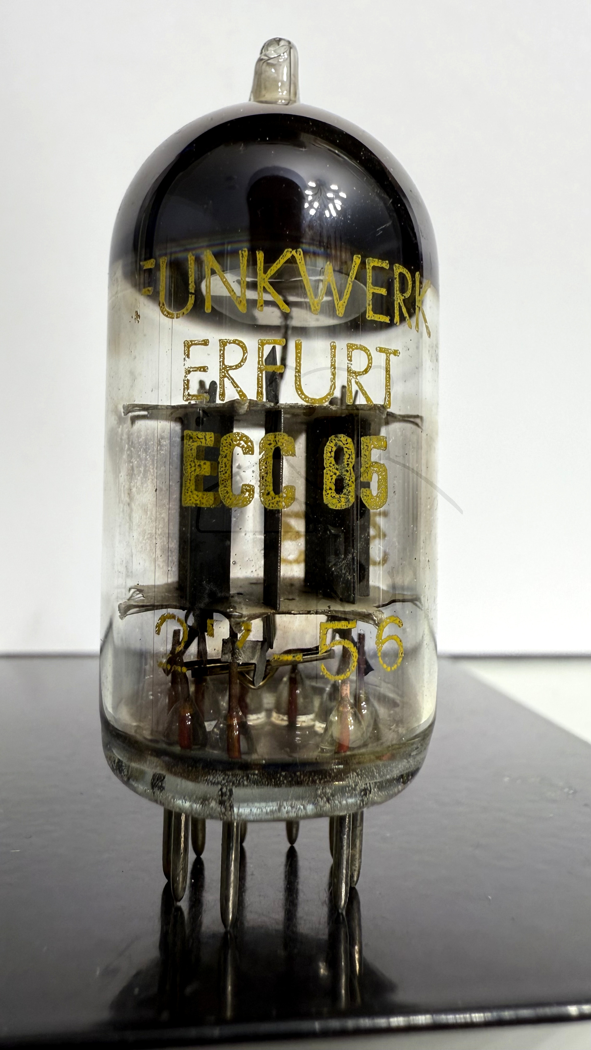 Röhre ECC85 #5240 Bild 1