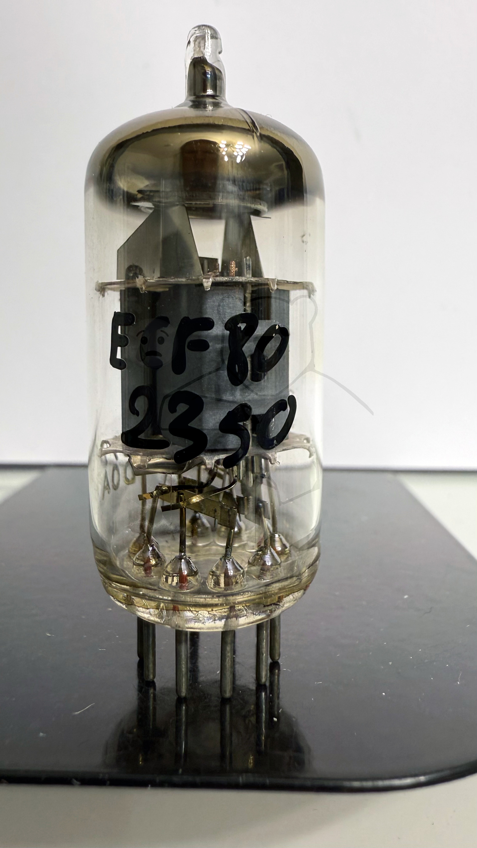 Röhre ECF80 #2330 Bild 1