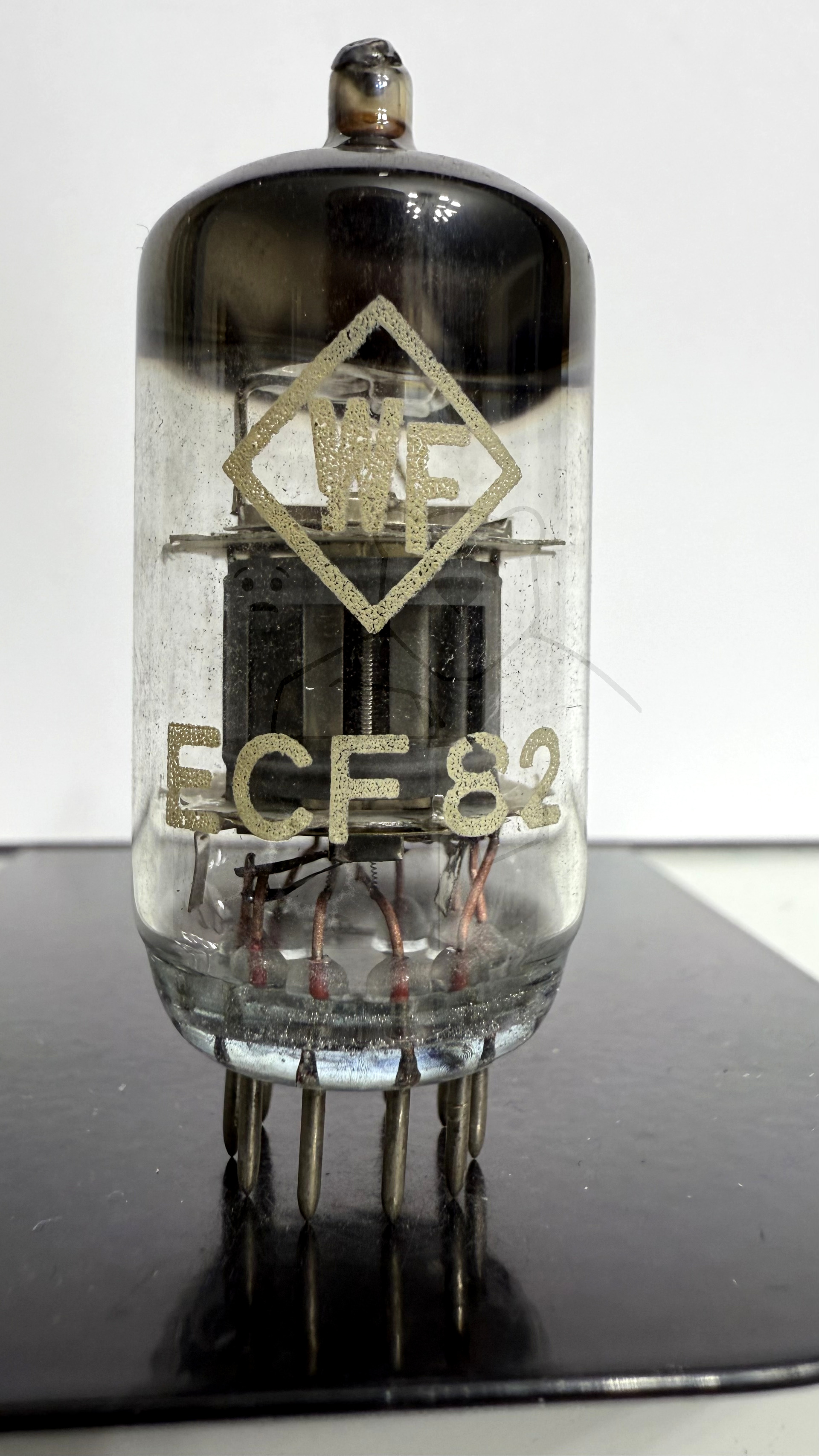 Röhre ECF82 #5692 Bild 1