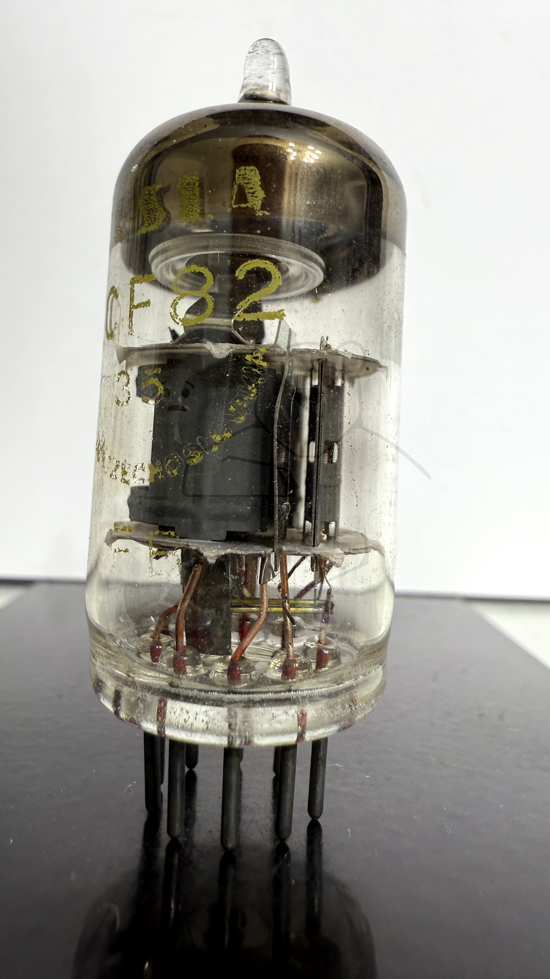 Röhre ECF82 #5840 Bild 1