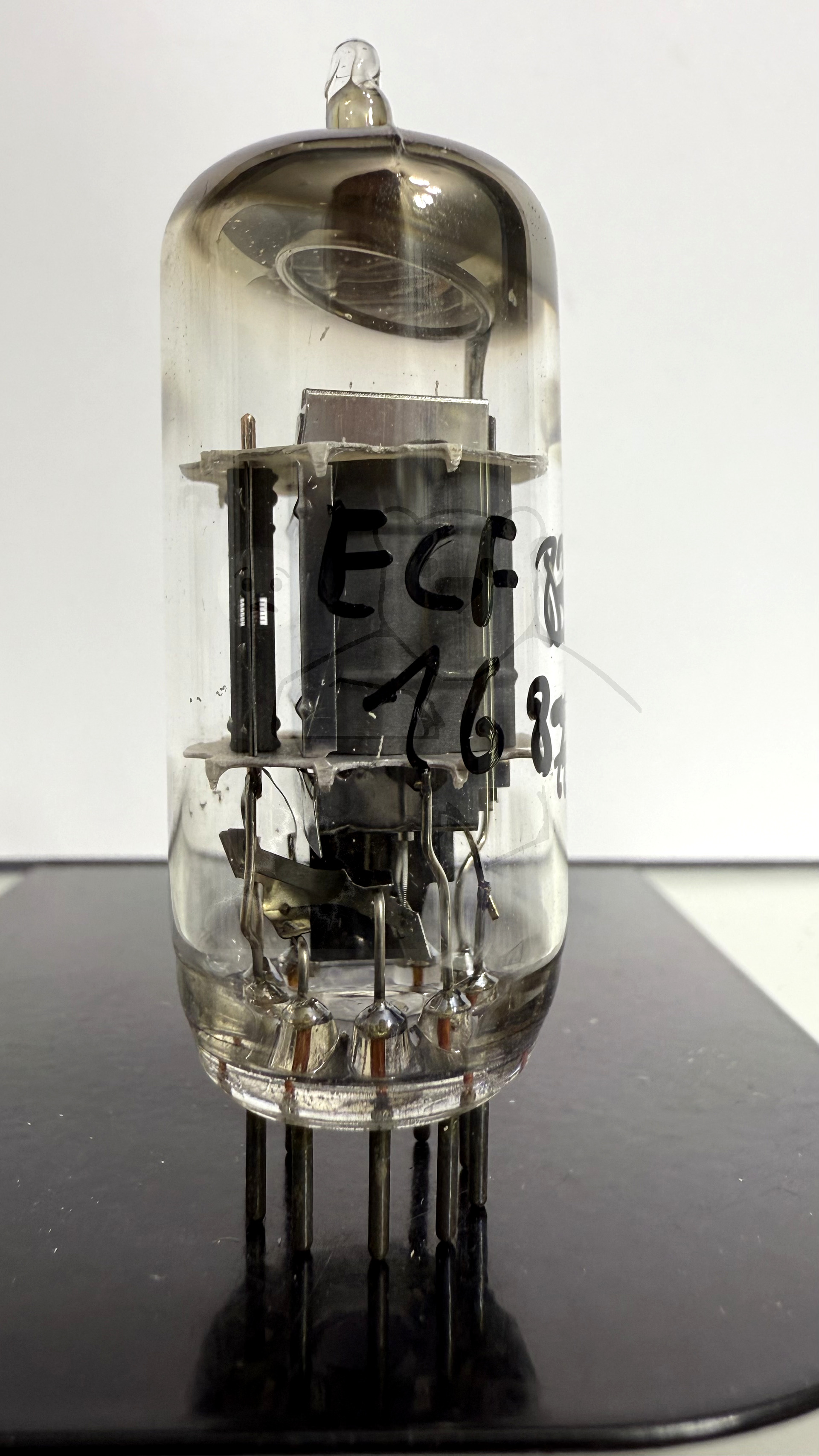 Röhre ECF83 #1687 Bild 1