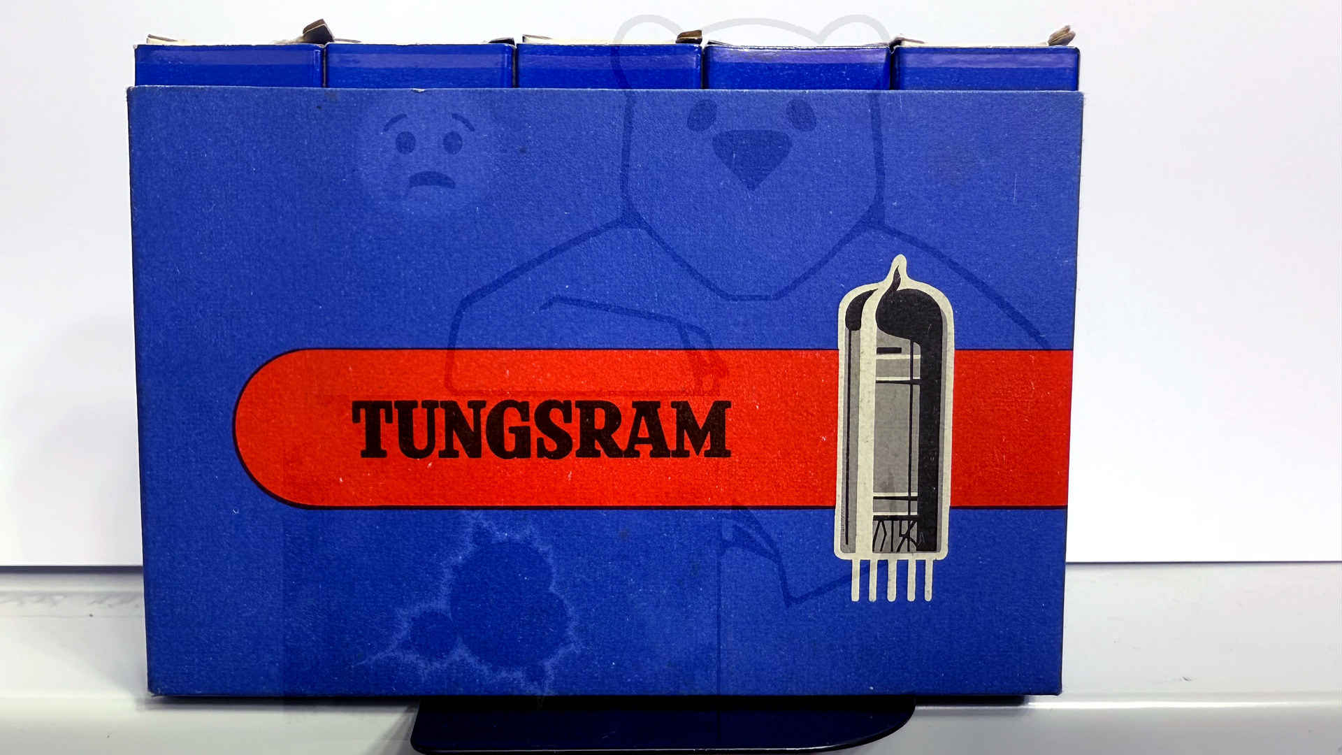 Röhre ECH84 Verpackung Riegel Bild 1