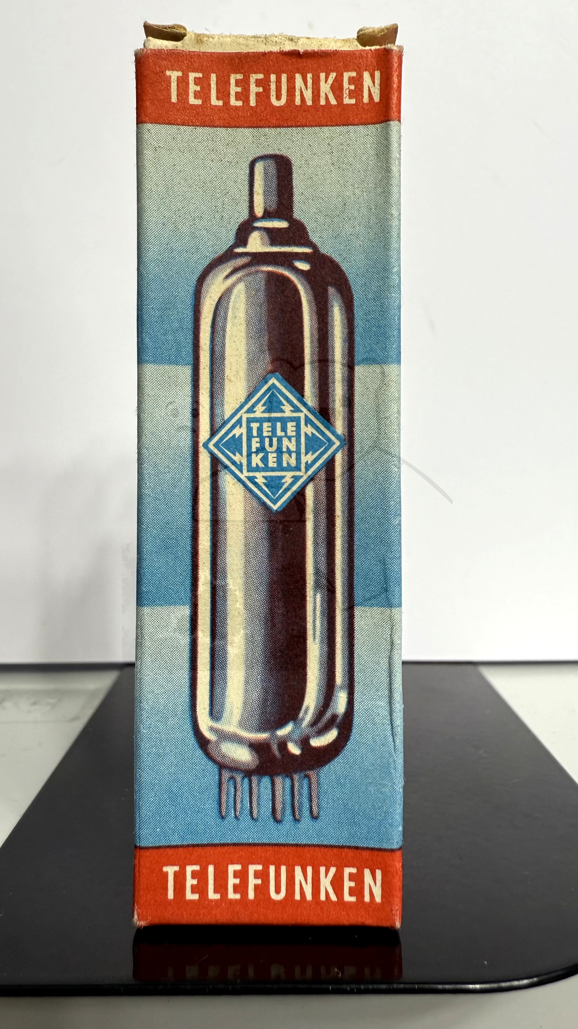 Röhre ECL200 #4292 Verpackung Bild 1