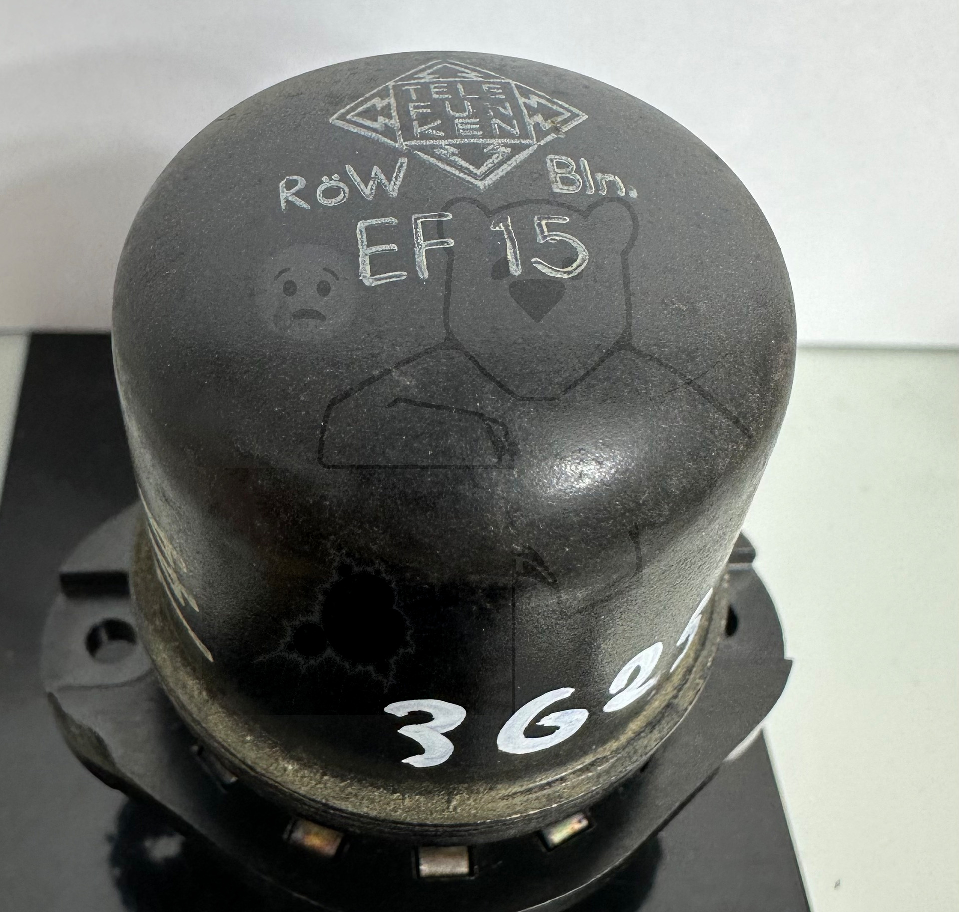 Röhre EF15 #3625 Bild 1