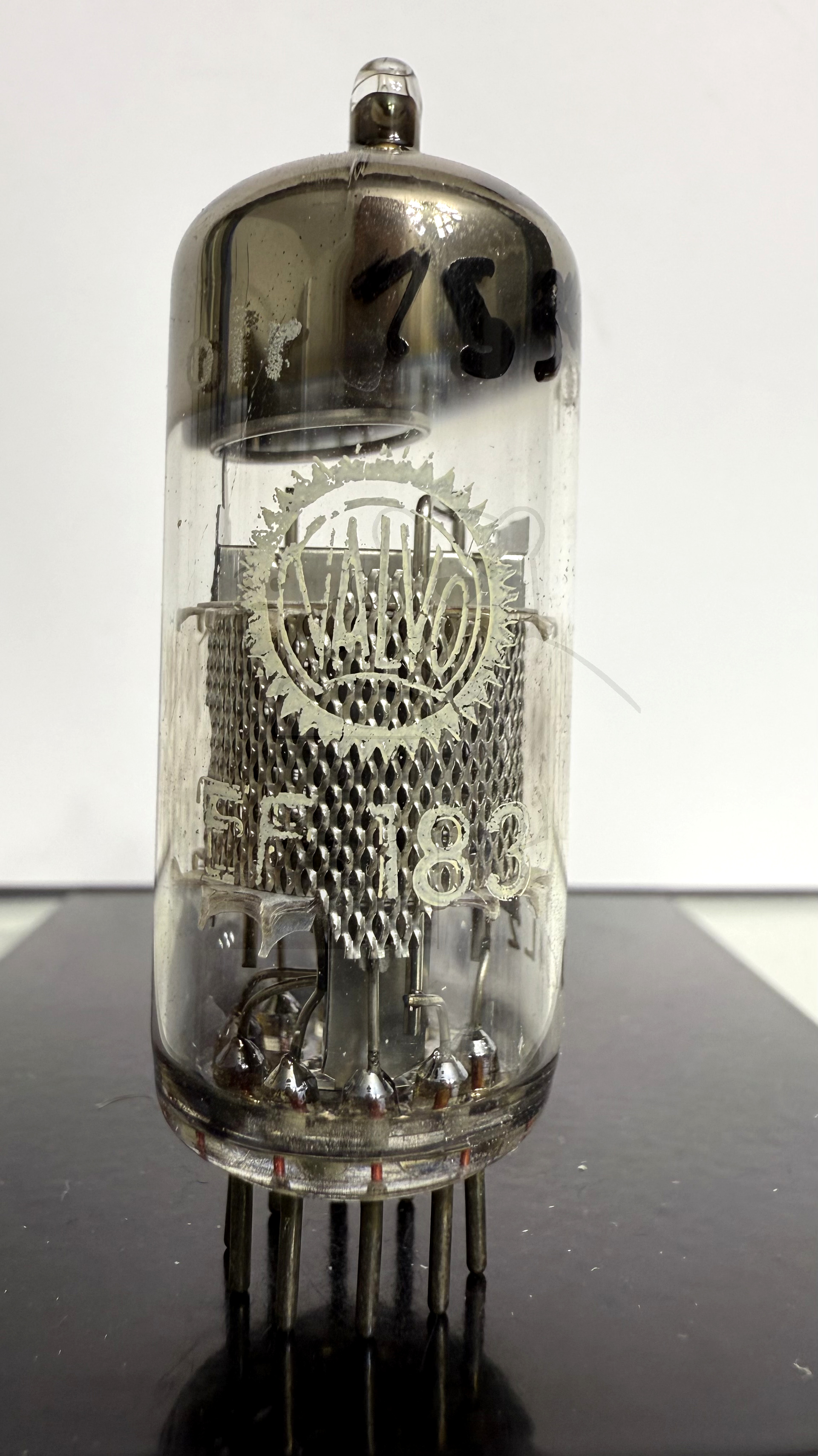 Röhre EF183 #1534 Bild 1