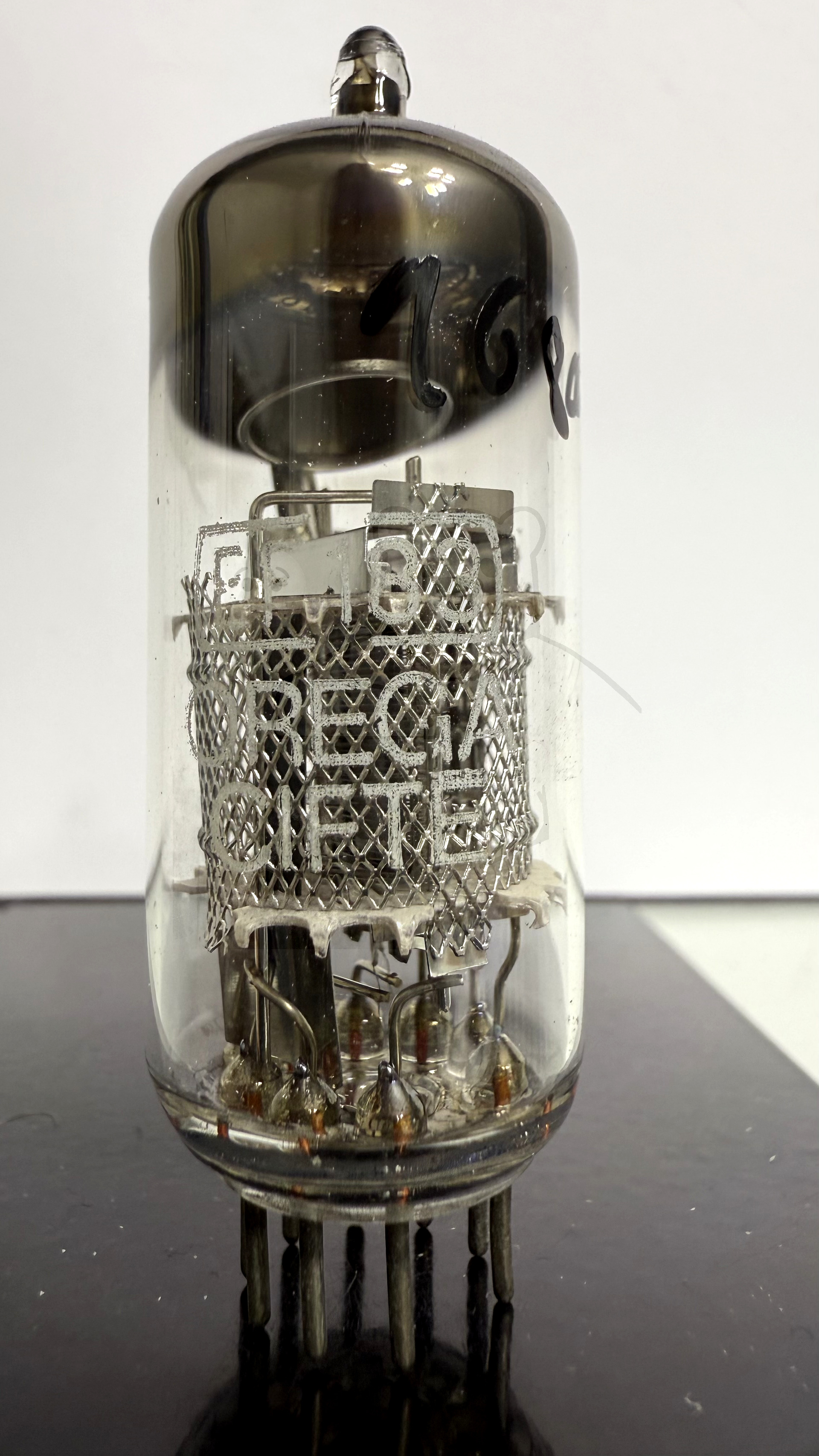 Röhre EF183 #1680 Bild 1