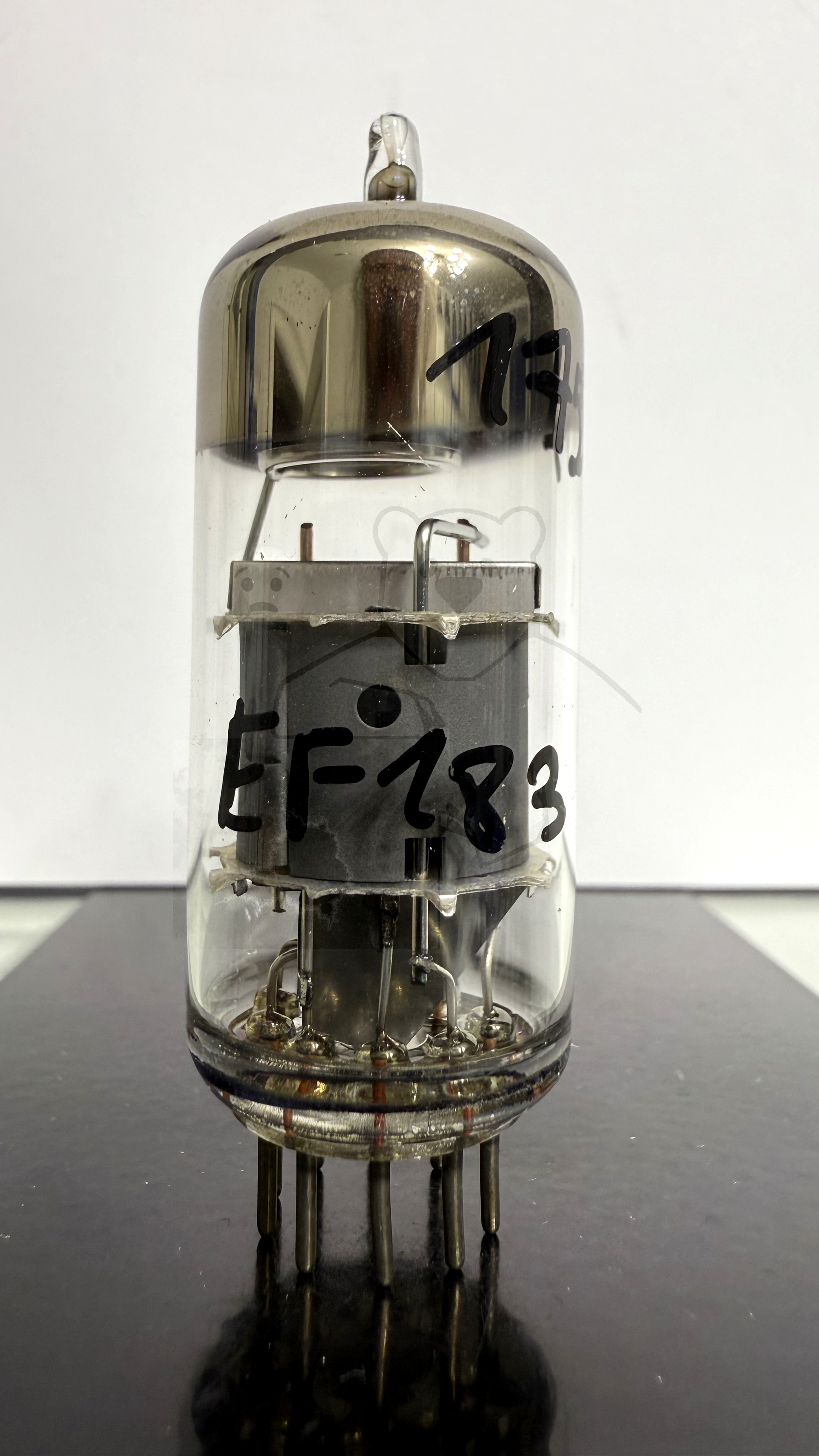 Röhre EF183 #1757 Bild 1