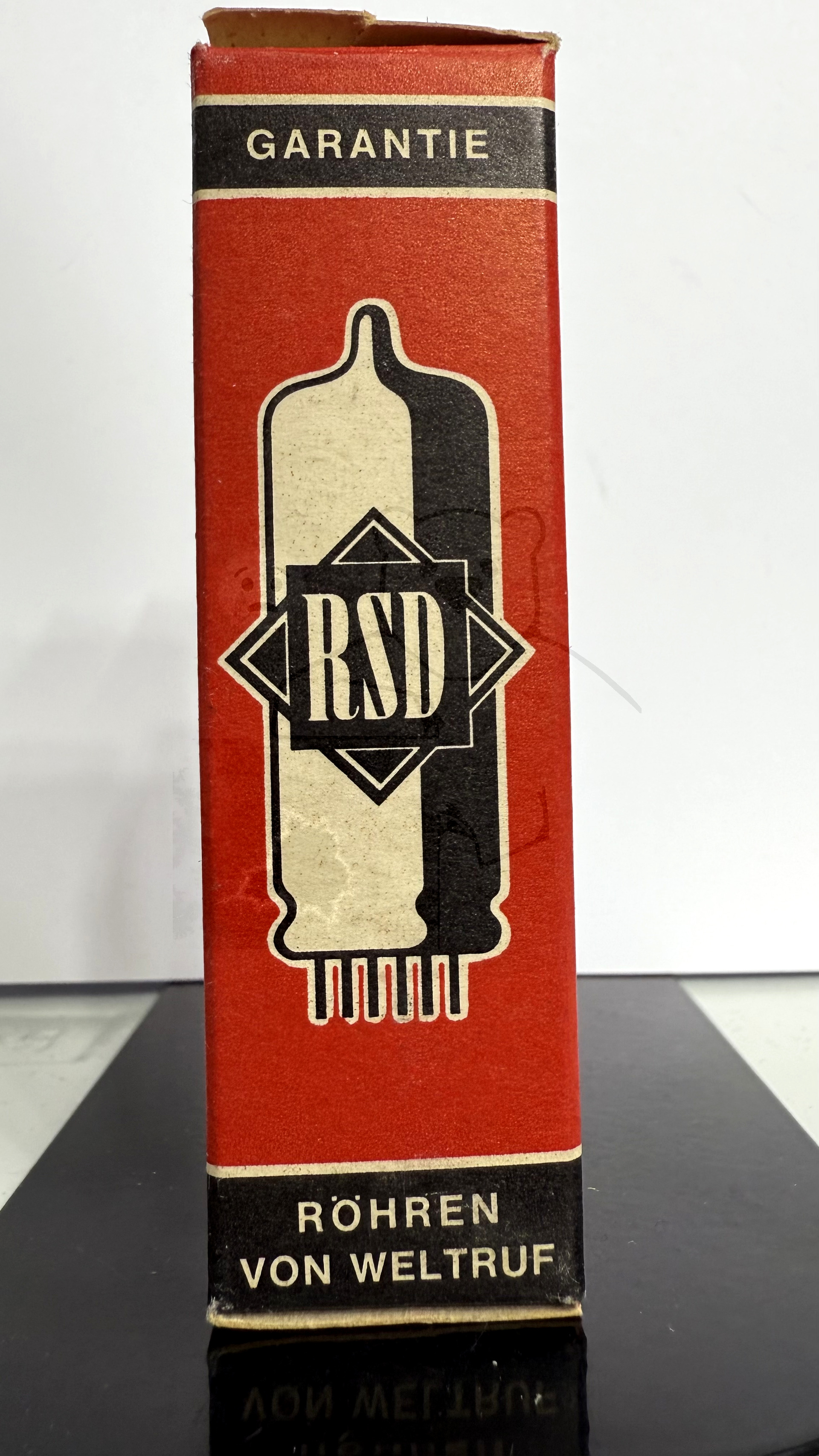 Röhre EF183 #7049 Verpackung Bild 2