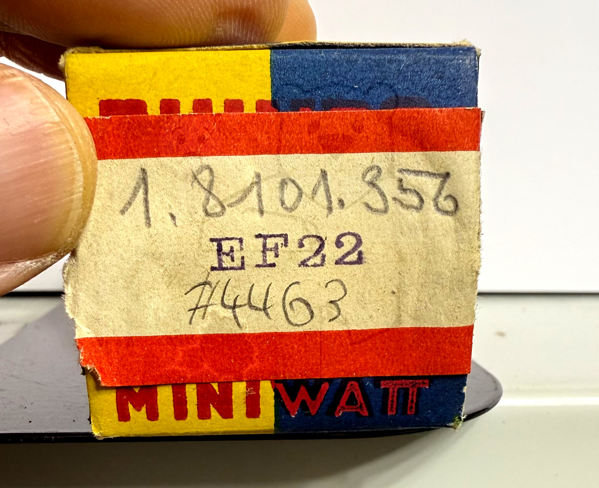 Röhre EF22 #4463 Verpackung Bild 3