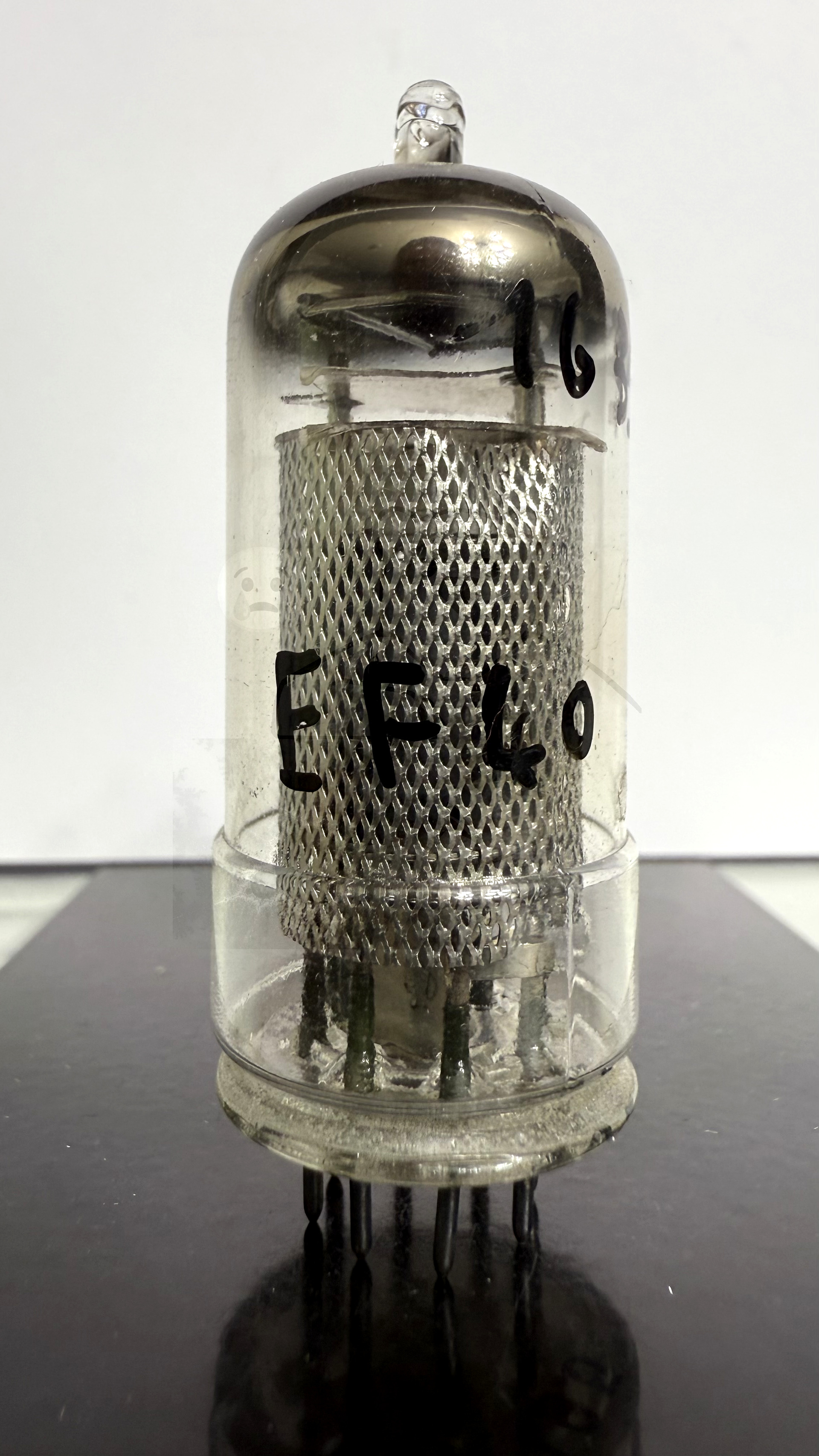 Röhre EF40 #1635 Bild 1