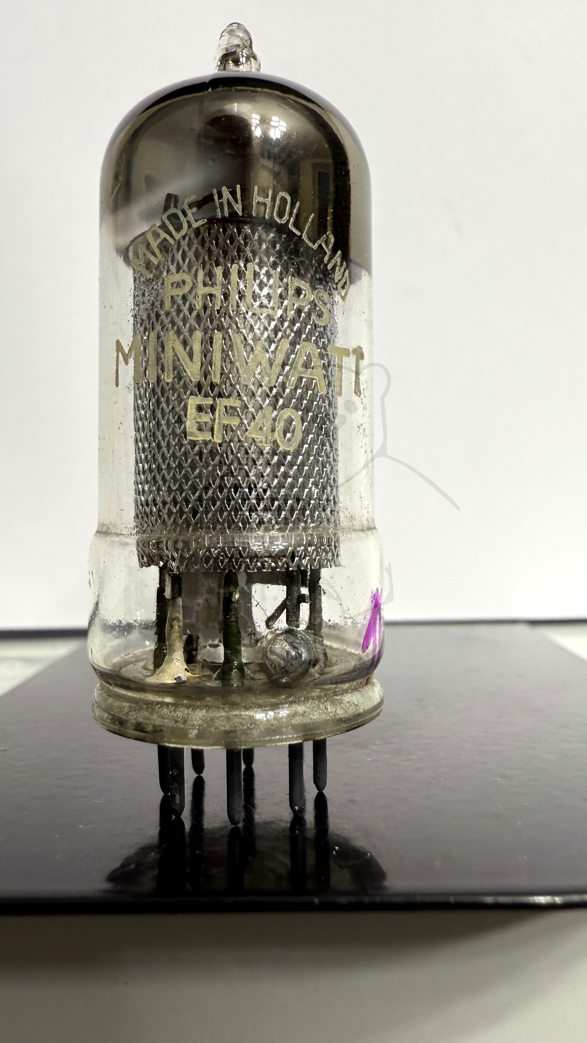 Röhre EF40 #4037 Bild 1