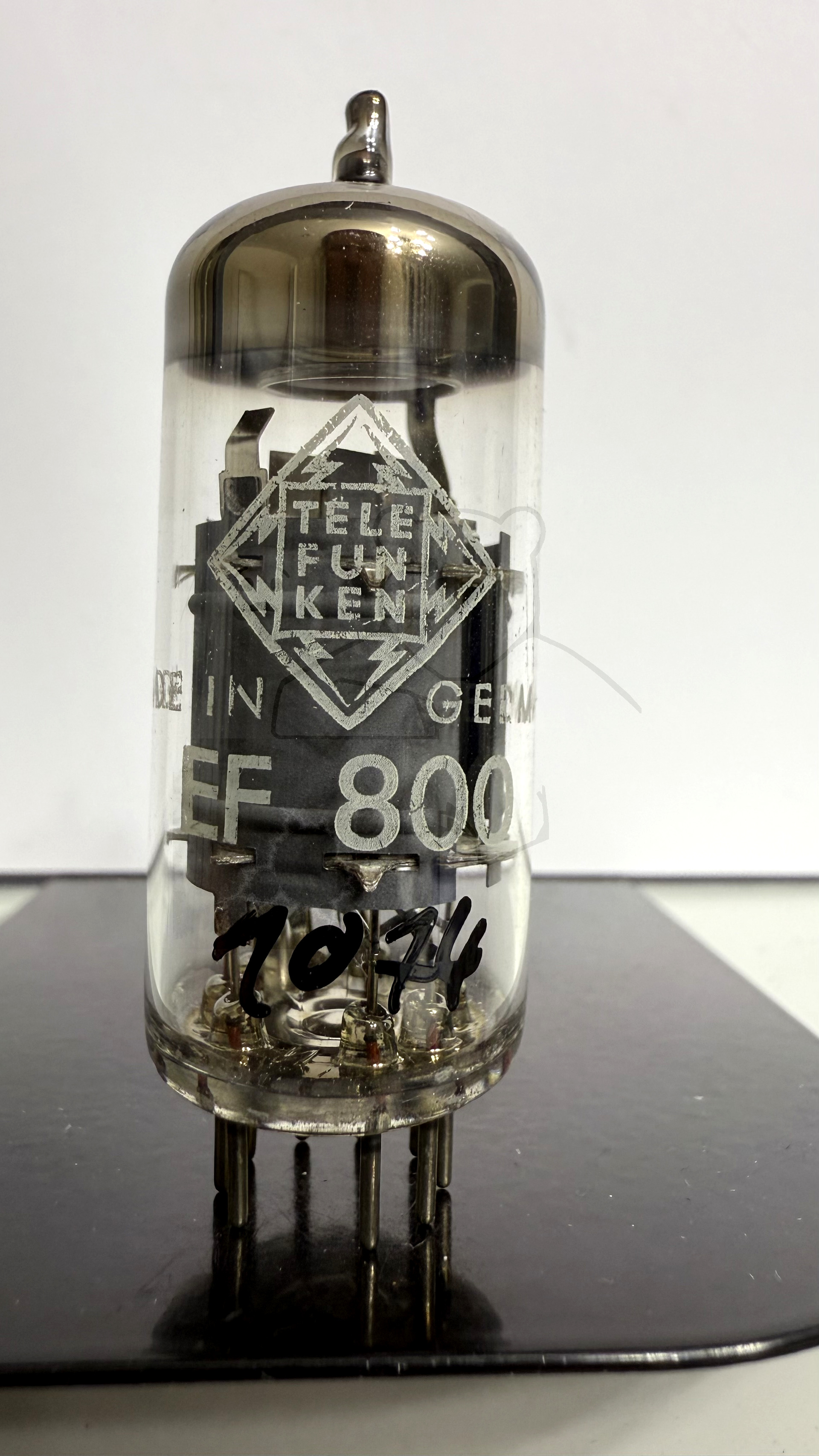 Röhre EF800 #1074 Bild 1