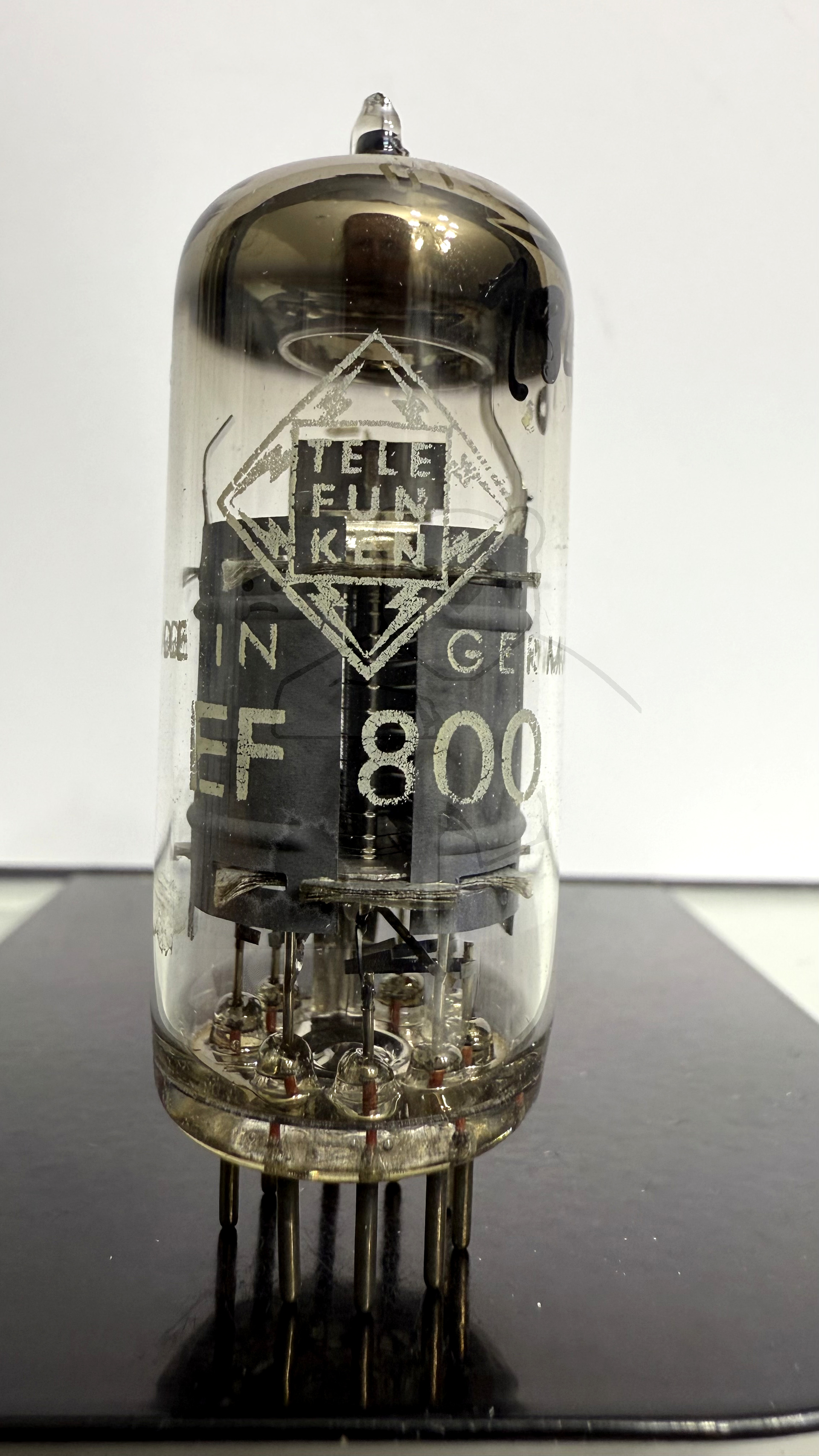 Röhre EF800 #1346 Bild 1