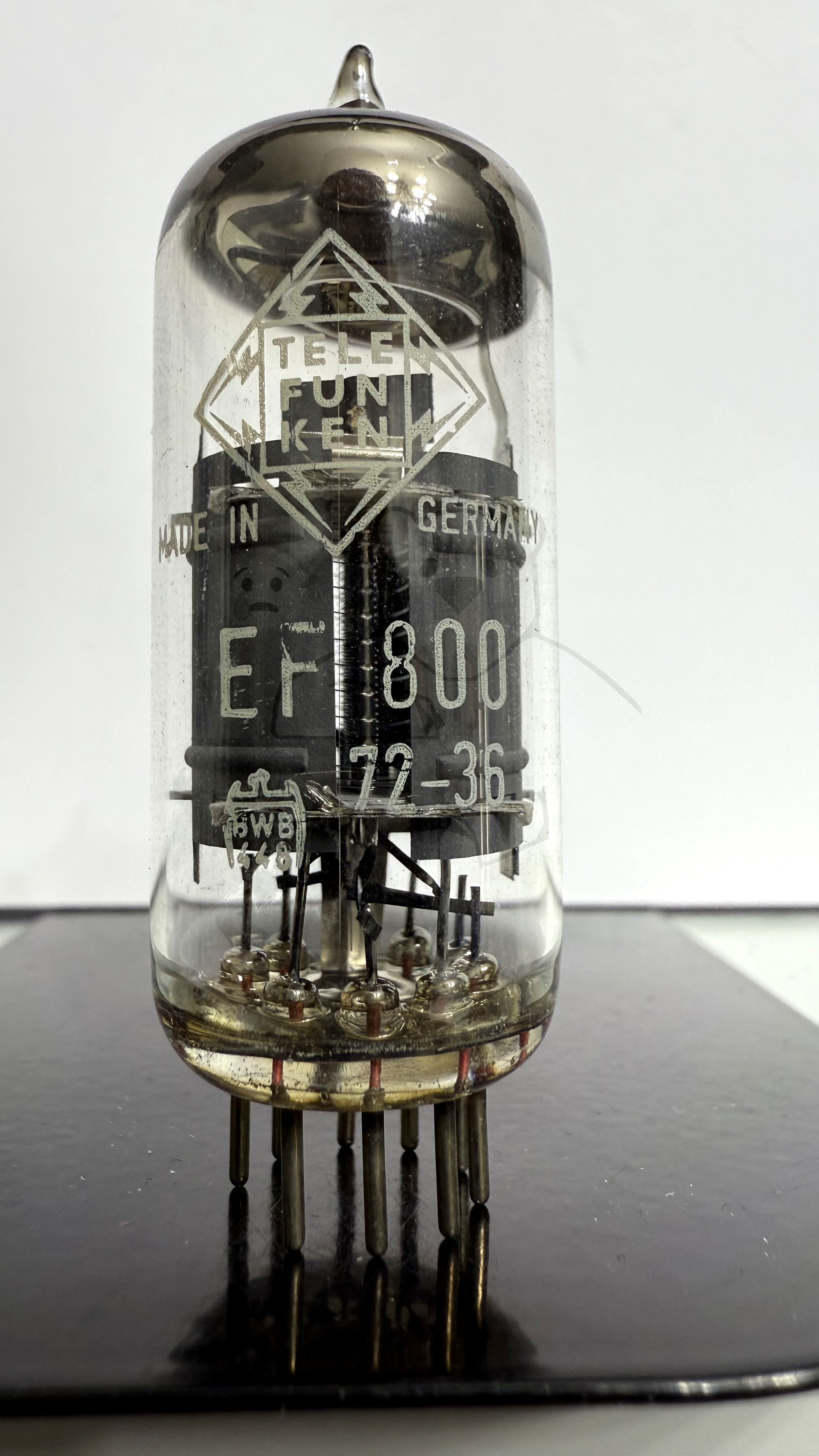 Röhre EF800 #5128 Bild 1