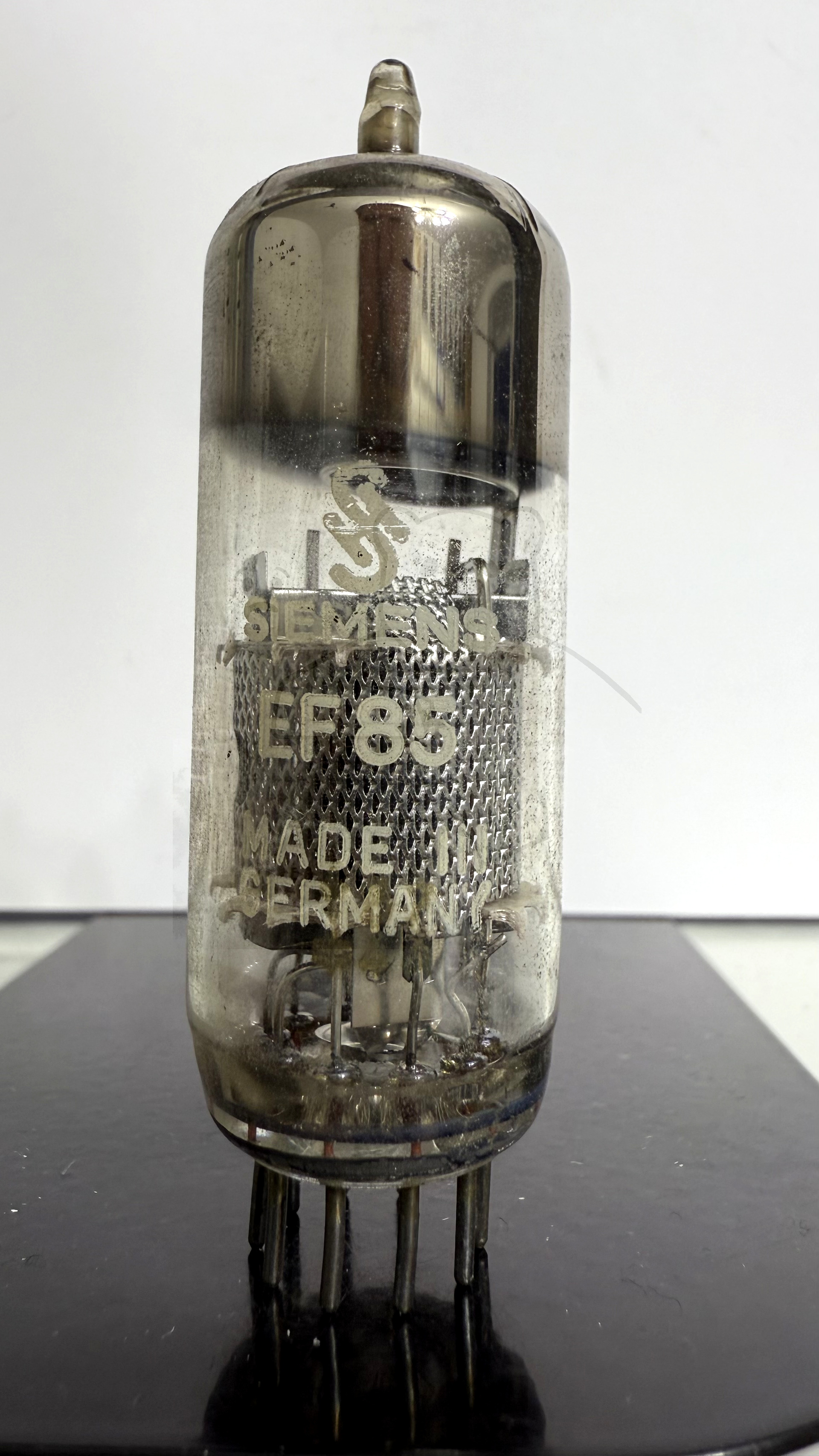 Röhre EF85 #0891 Bild 1